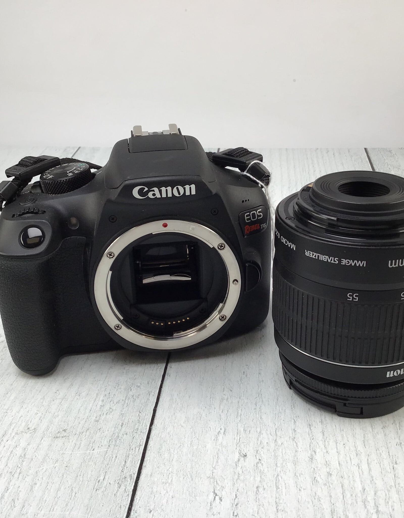 CANON Canon EOS Rebel T6 Camera w/ 18-55mm IS Used Good