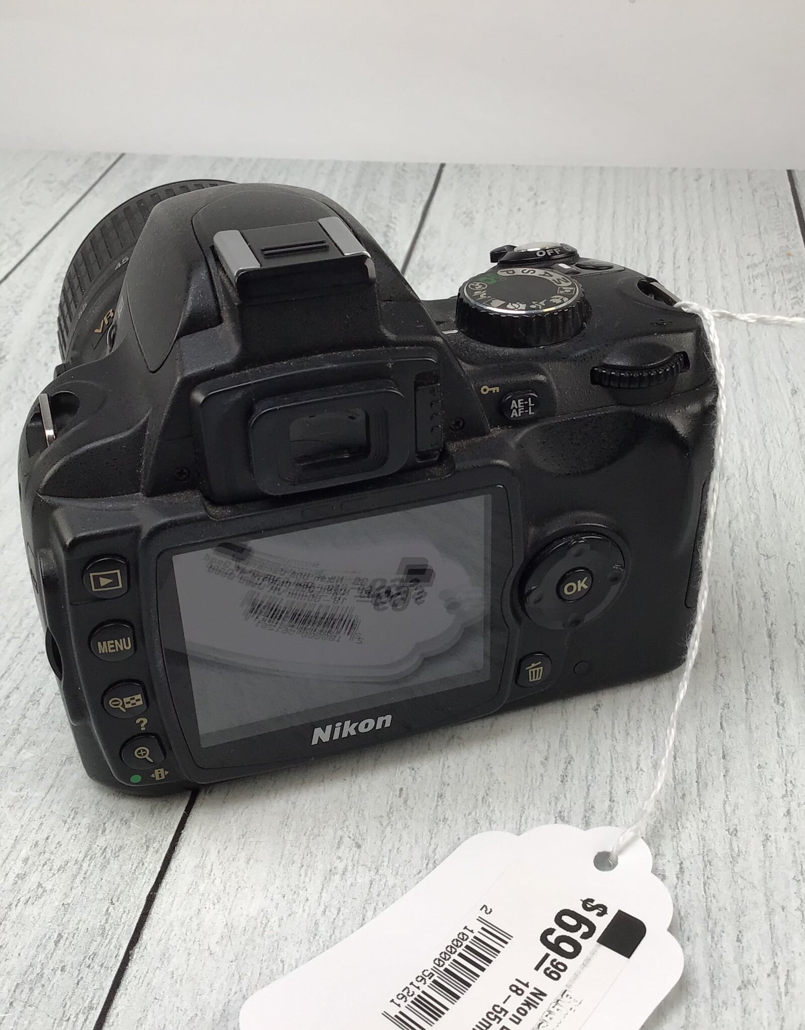 NIKON Nikon D60 Camera w/ 18-55mm VR Used Good