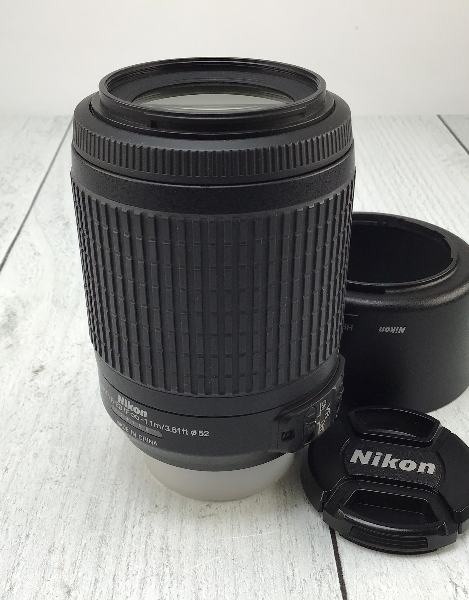 NIKON Nikon AF-S Nikkor 55-200mm f4-5.6G VR Lens Used Good