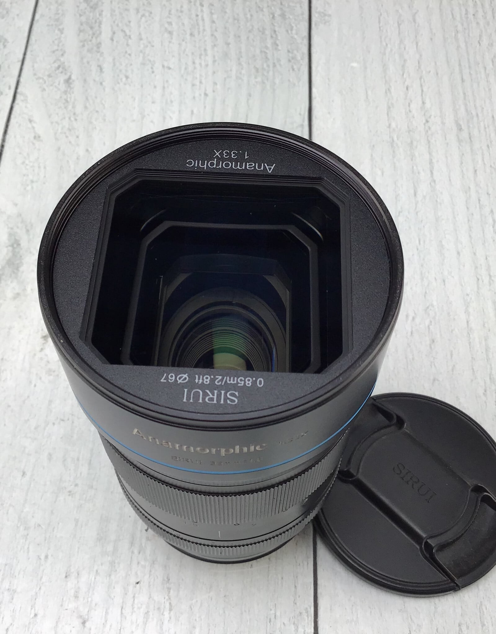 Sirui Anamorphic 1.33x 35mm F1.8 Lens E mount Used Good