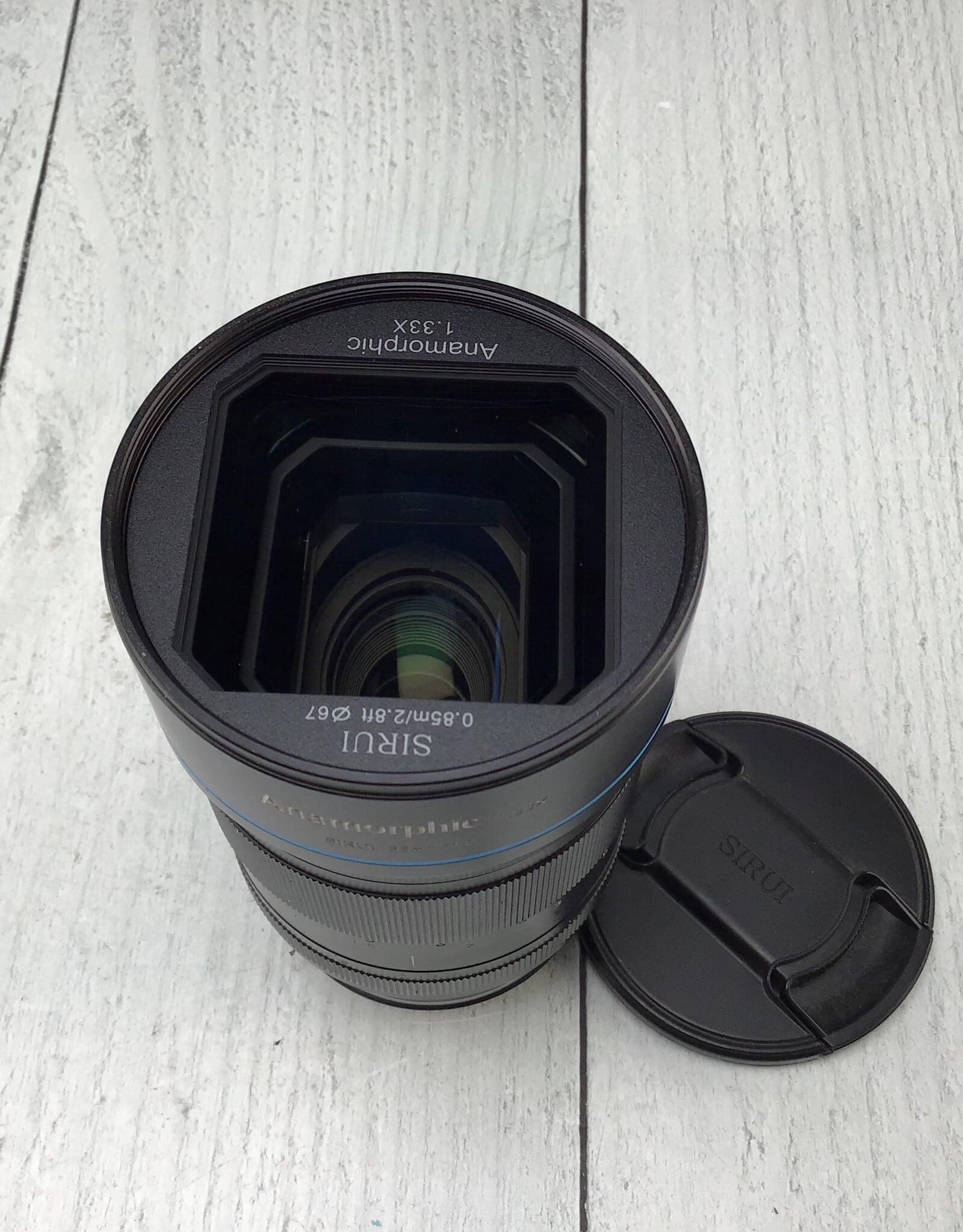 Sirui Anamorphic 1.33x 35mm F1.8 Lens E mount Used Good