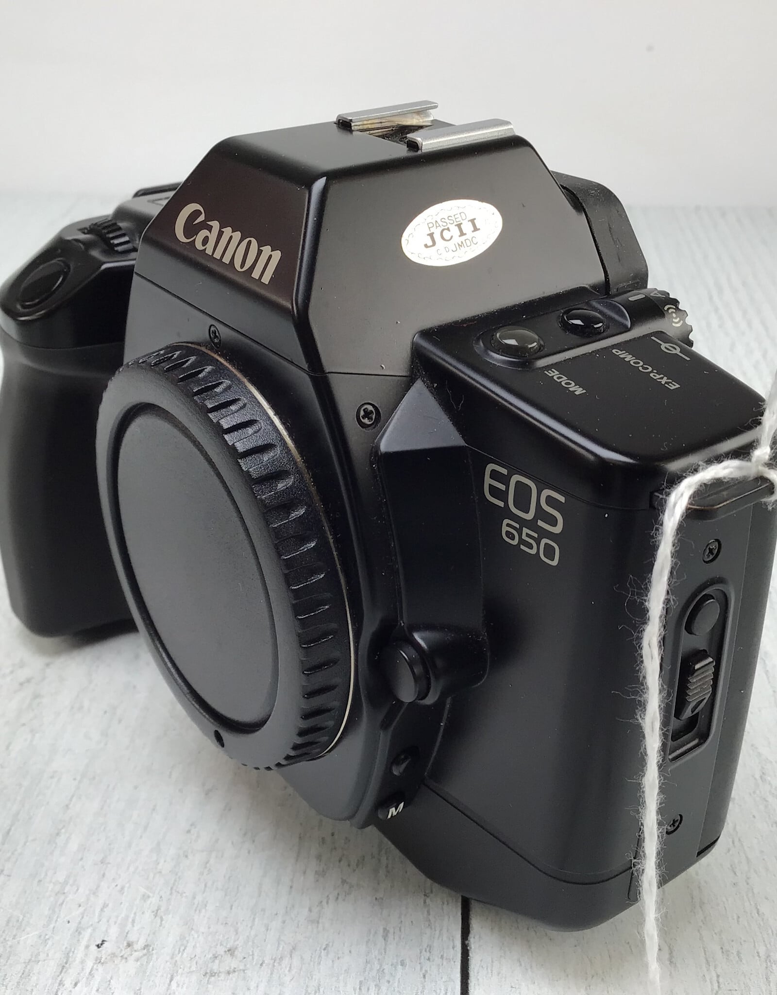 CANON Canon EOS 650 Film Camera Used Good