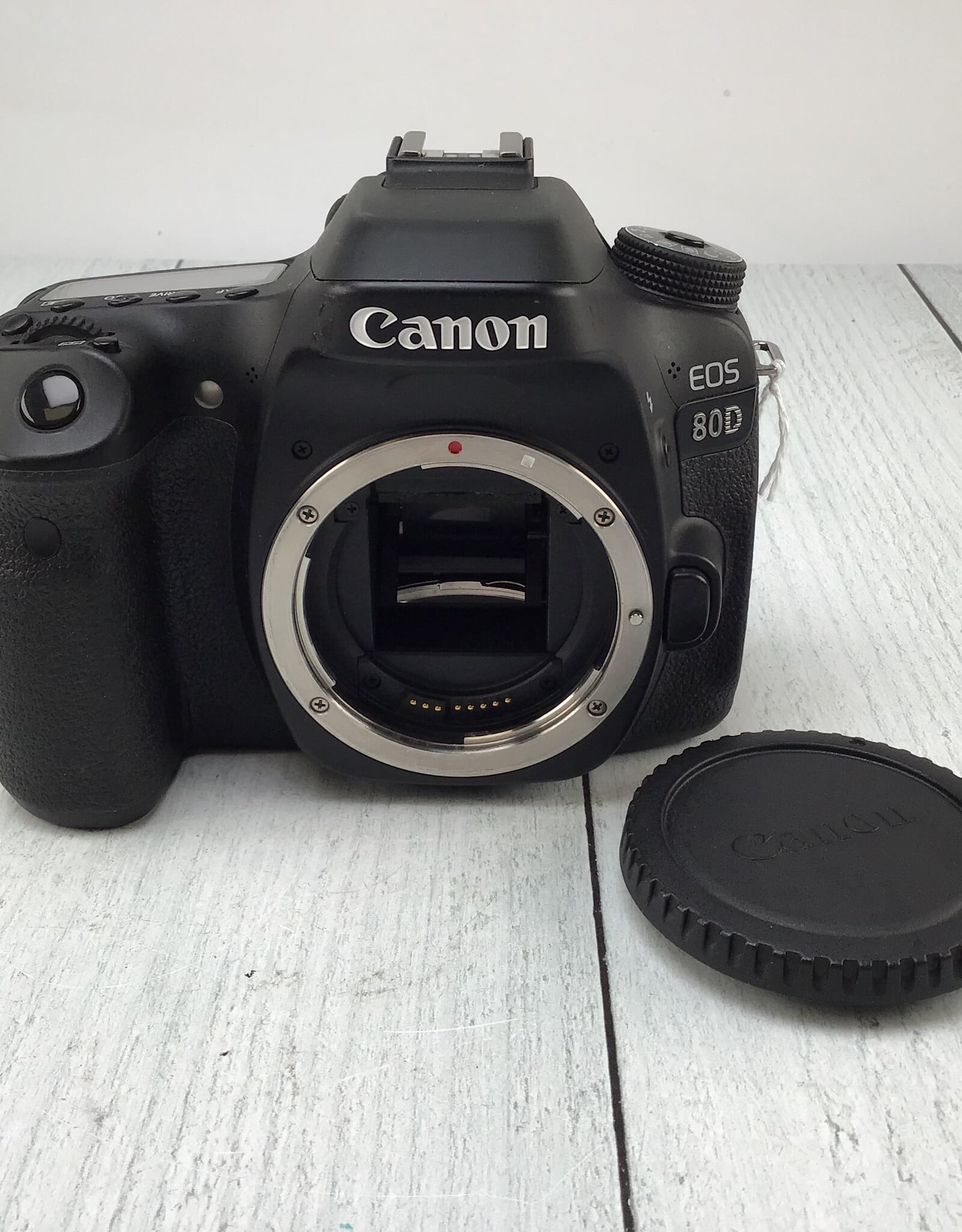 CANON Canon EOS 80D Camera Body No Charger Used Fair