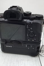 SONY Sony A7R II Camera w/ VG-C2EM Grip Used Fair