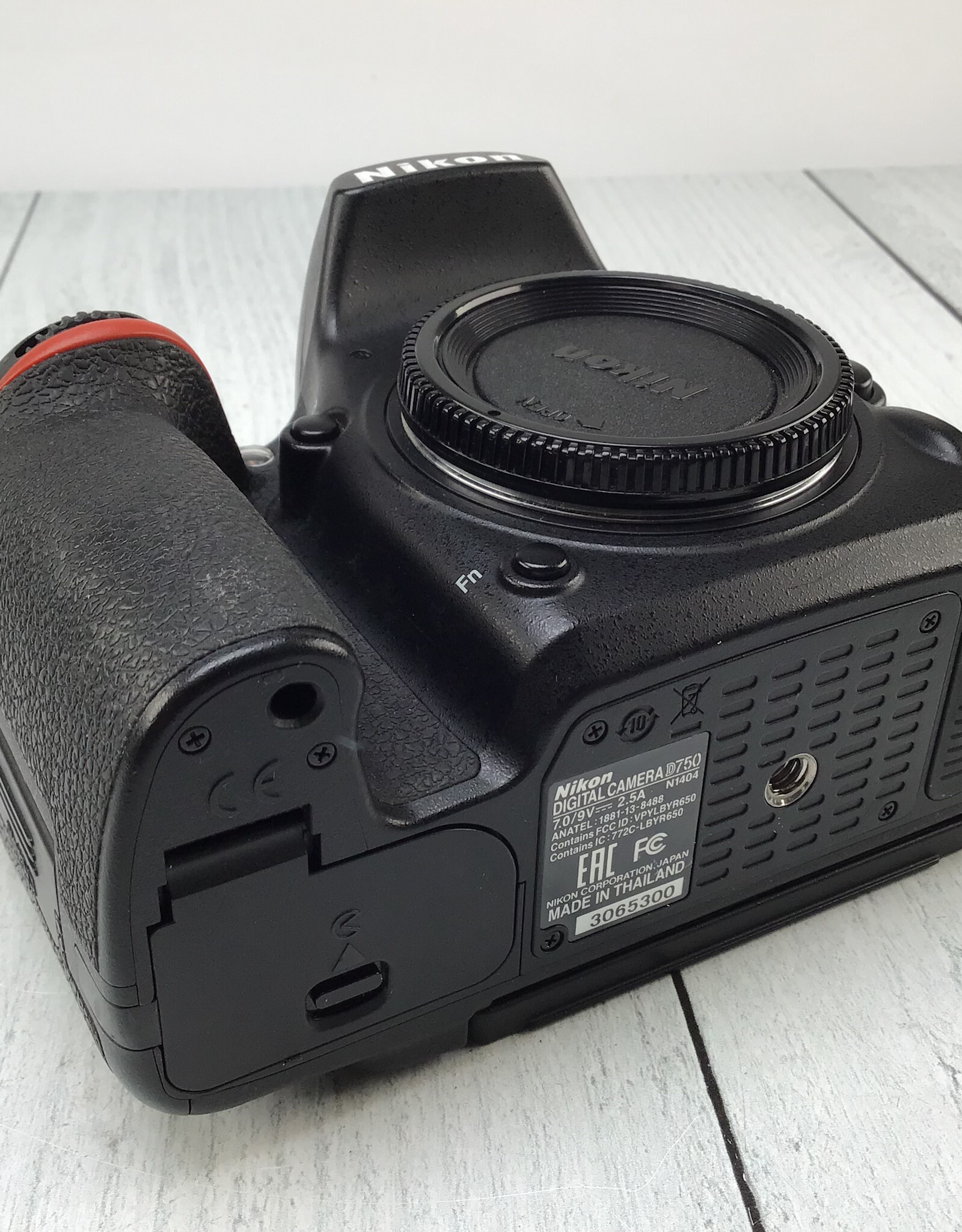 NIKON Nikon D750 Camera Body Shutter Count 10060 Used Good
