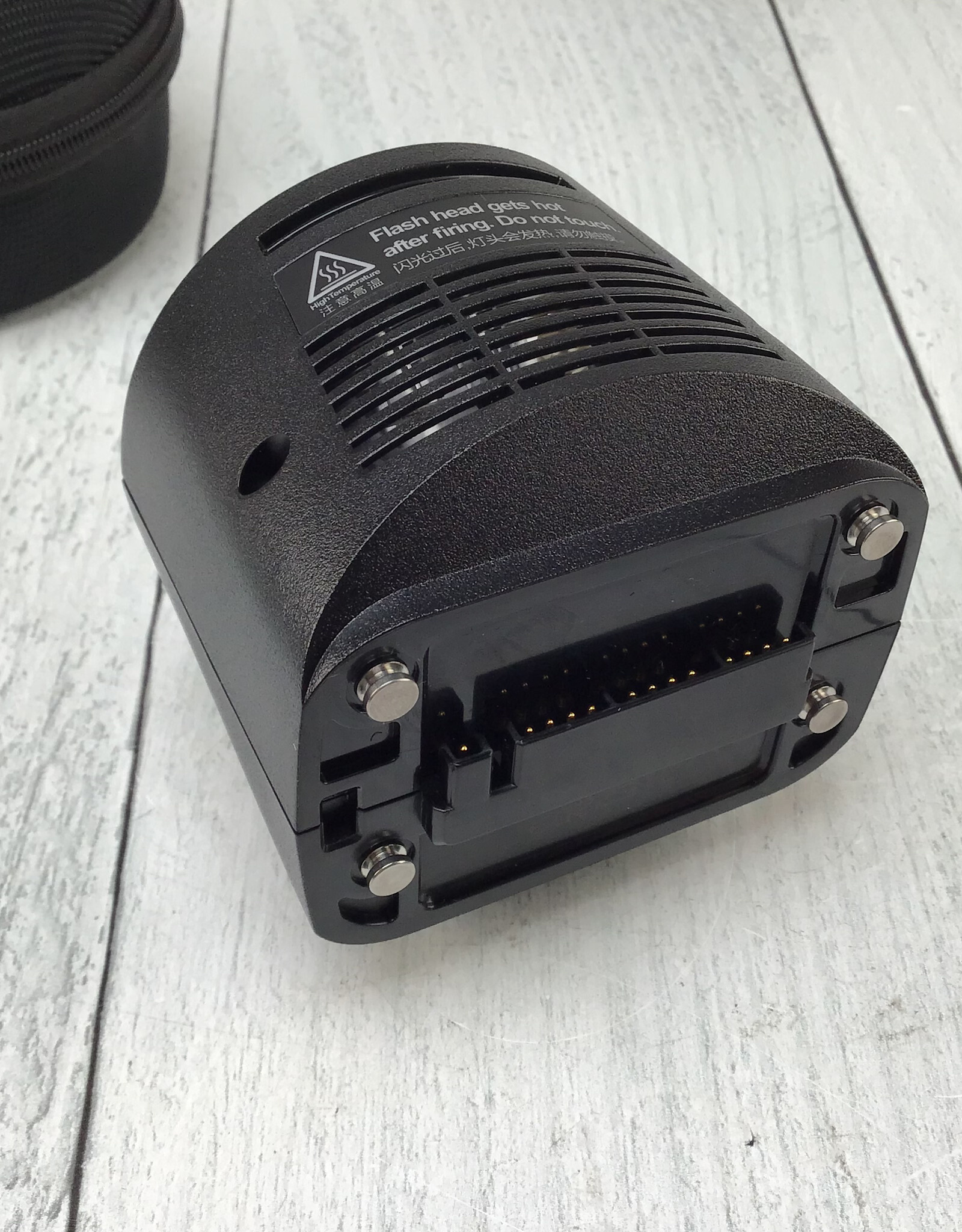 GODOX Godox H200R Round Flash Head for AD200 in Case Used Good