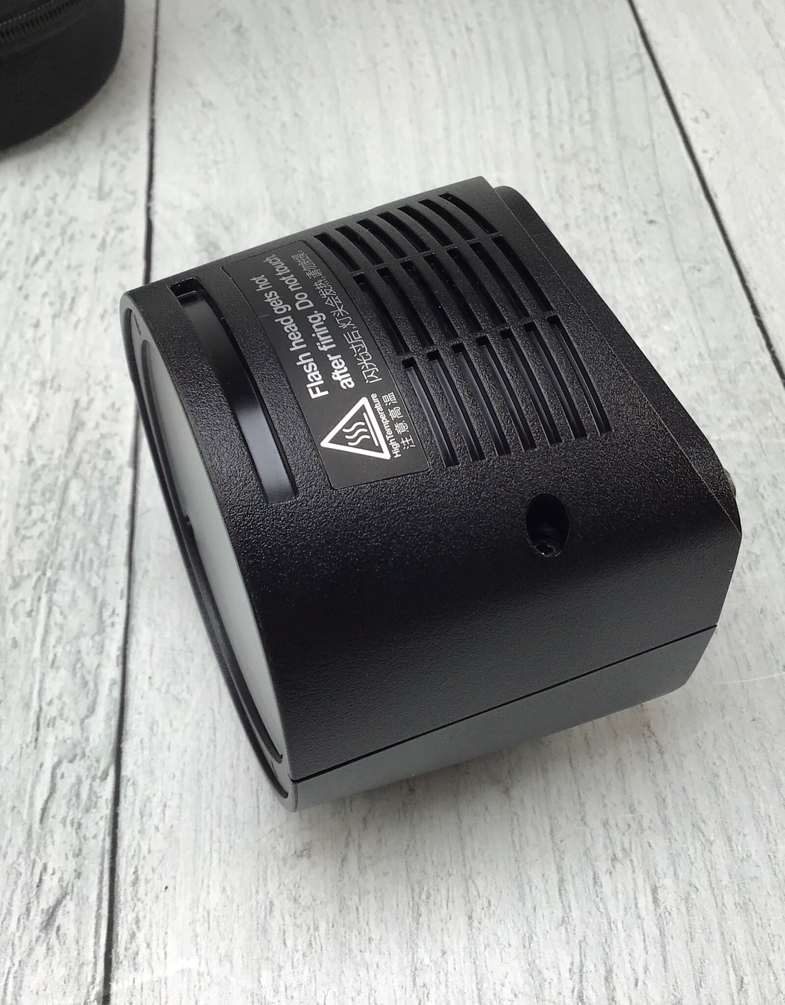 GODOX Godox H200R Round Flash Head for AD200 in Case Used Good