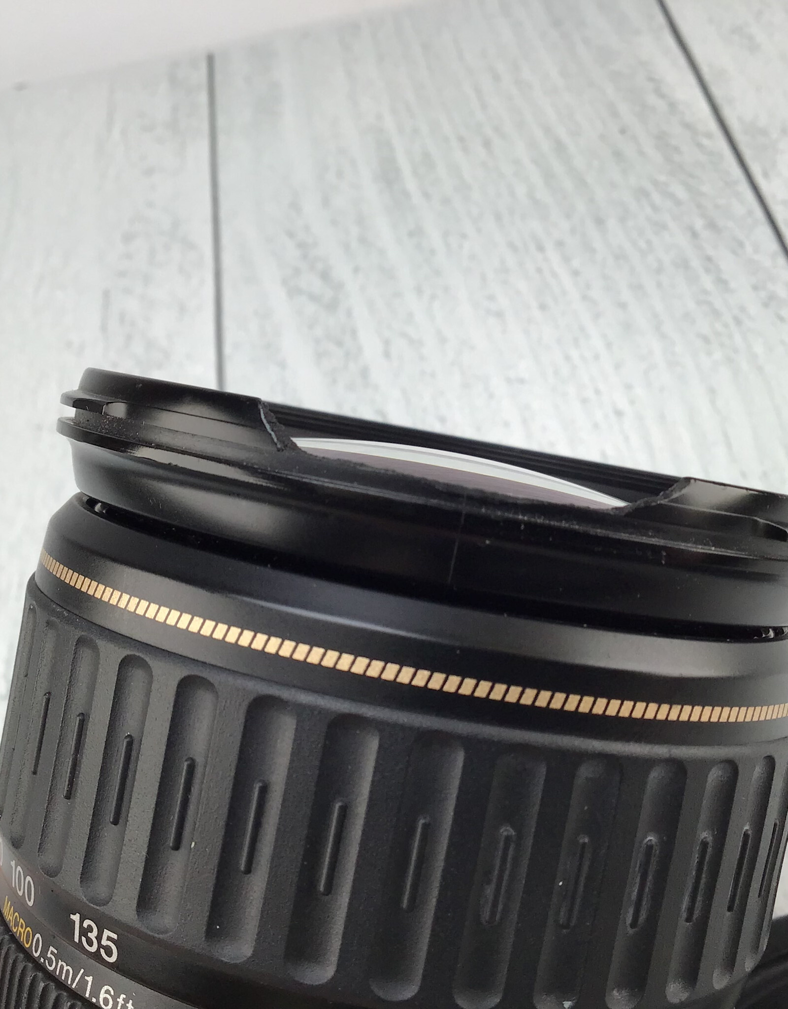 CANON Canon EF 28-135mm F3.5-5.6 IS  Lens Used BGN