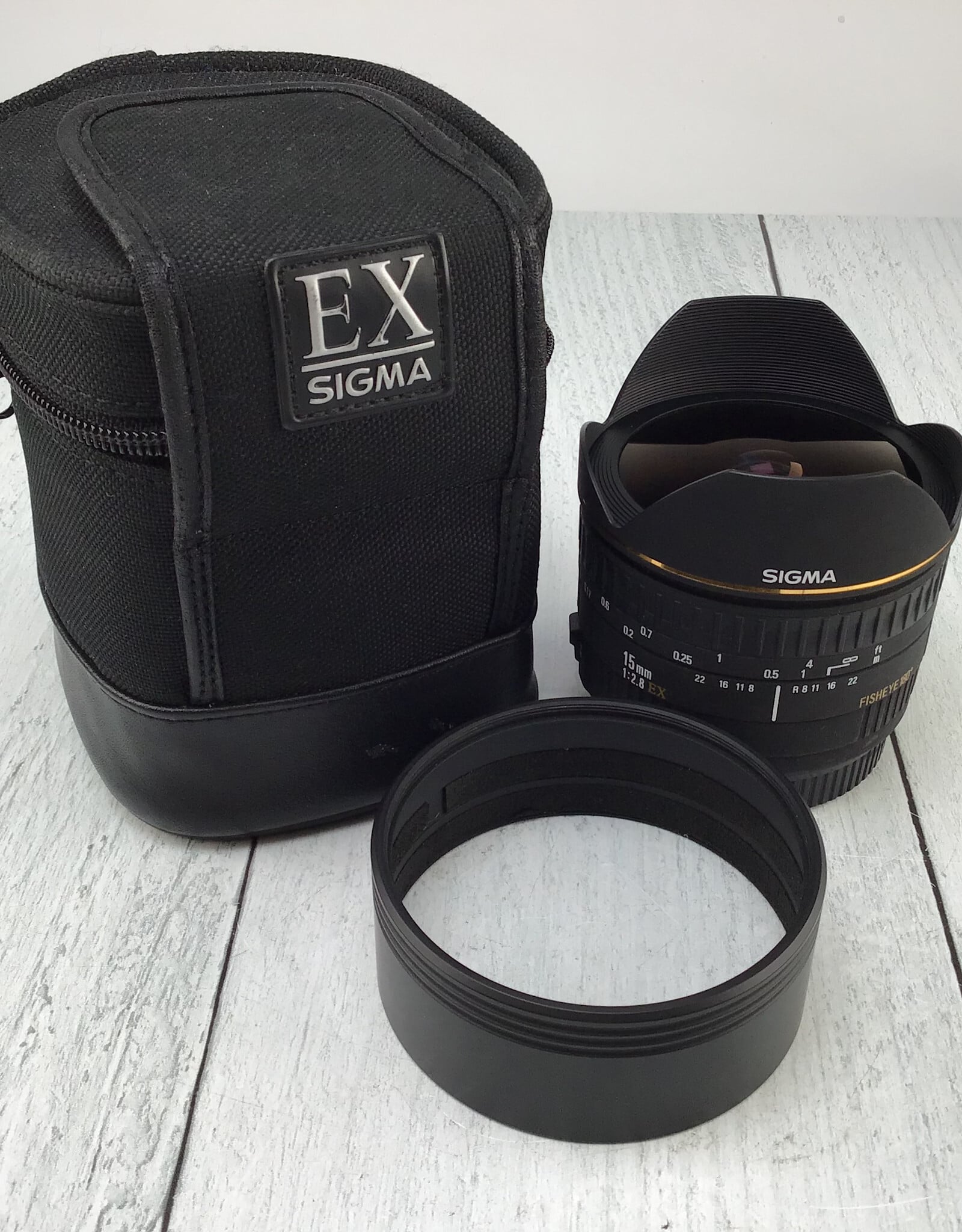 SIGMA Sigma EX 15mm f2.8 Fisheye Lens for Canon EF Used Good