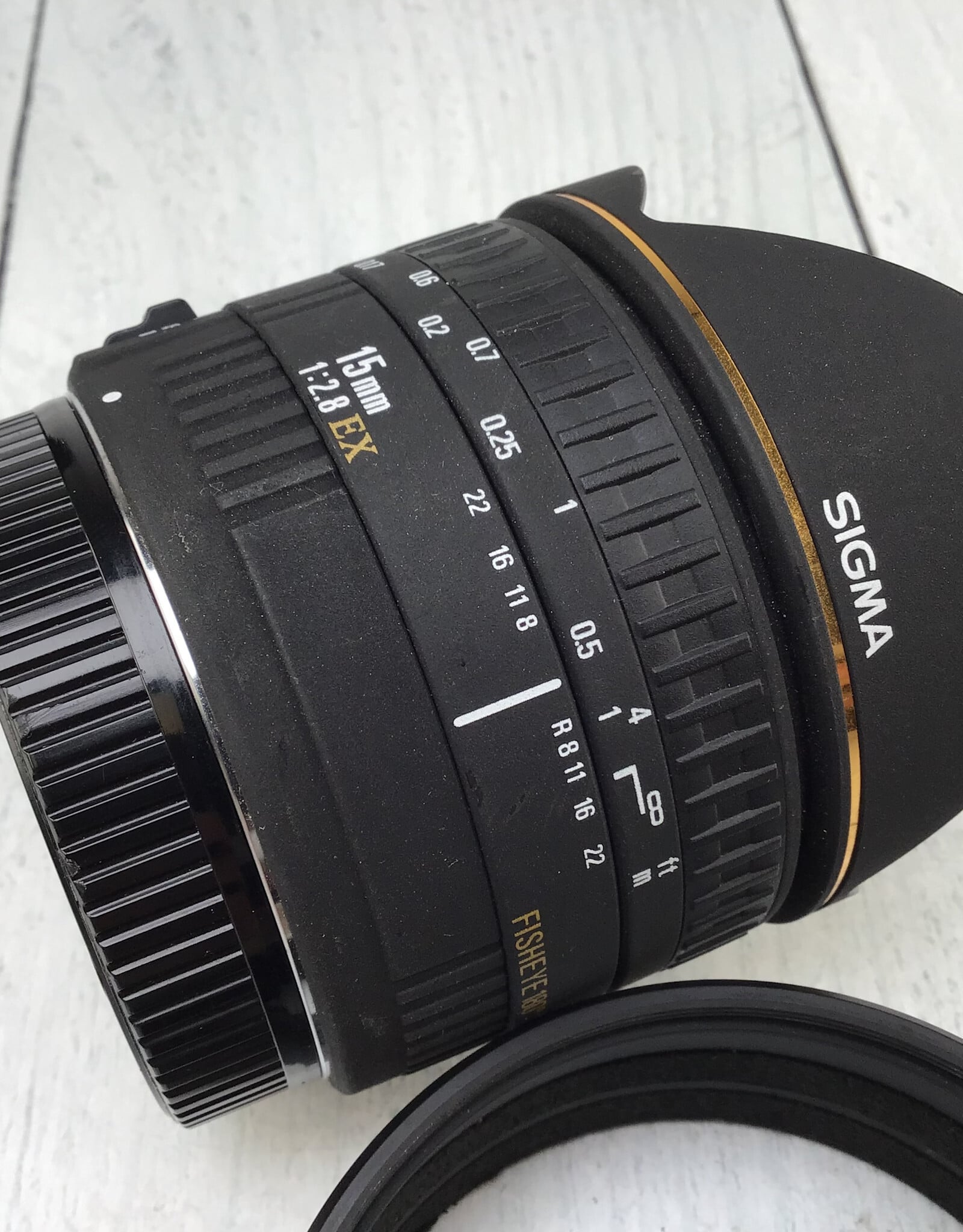 SIGMA Sigma EX 15mm f2.8 Fisheye Lens for Canon EF Used Good