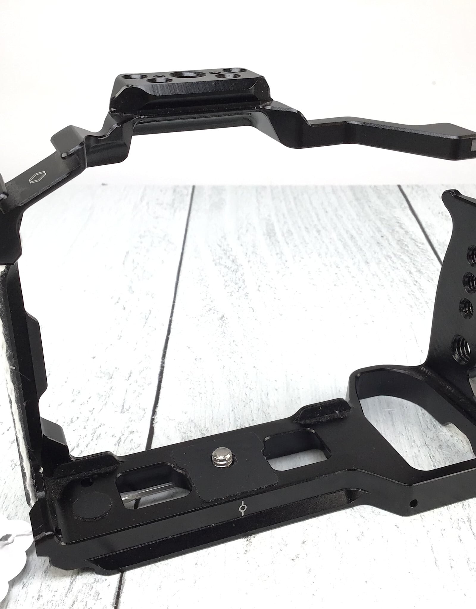 SmallRig SmallRig Camera Cage for Panasonic S5 II 4022 Used good