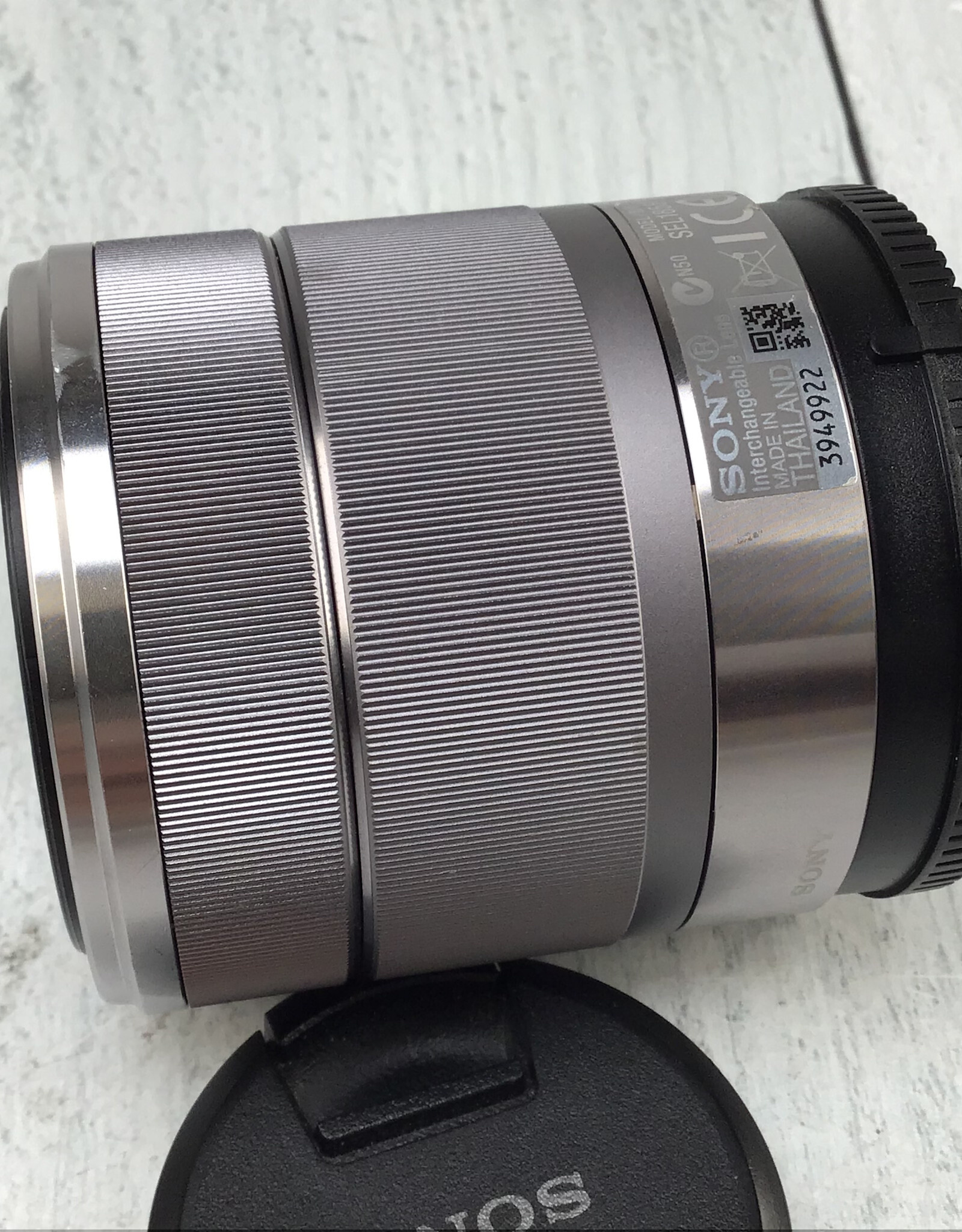 SONY Sony E 18-55mm f3.5-5.6 OSS Lens Used Fair