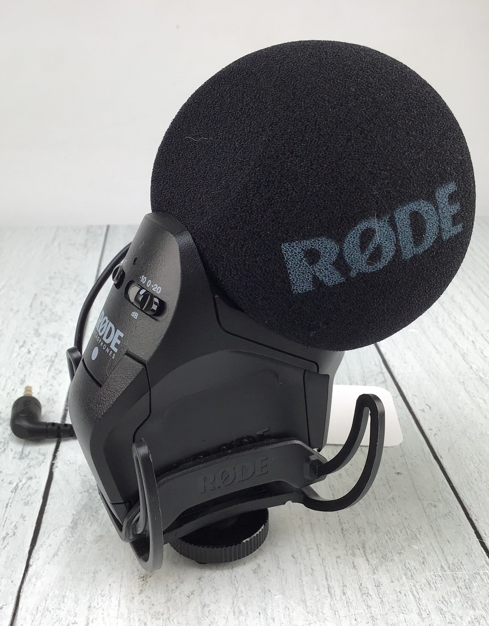 RODE Rode Stereo VideoMic Pro Microphone Used Good