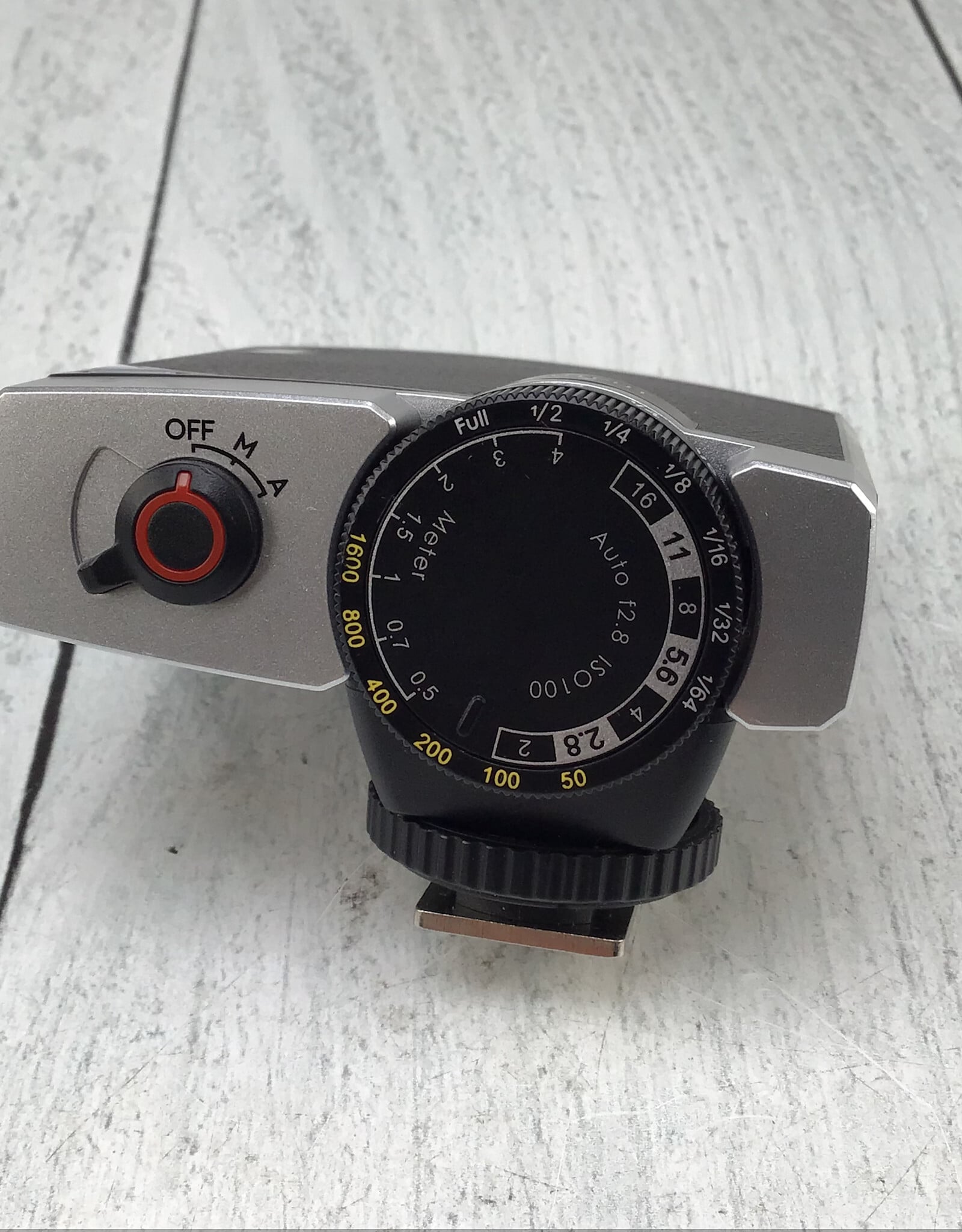 GODOX Godox Lux Junior Flash Used Good