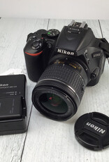 NIKON Nikon D5600 Camera w/ AF-P 18-55mm VR Used Good