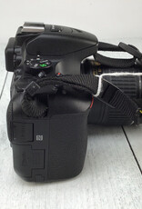 NIKON Nikon D5600 Camera w/ AF-P 18-55mm VR Used Good