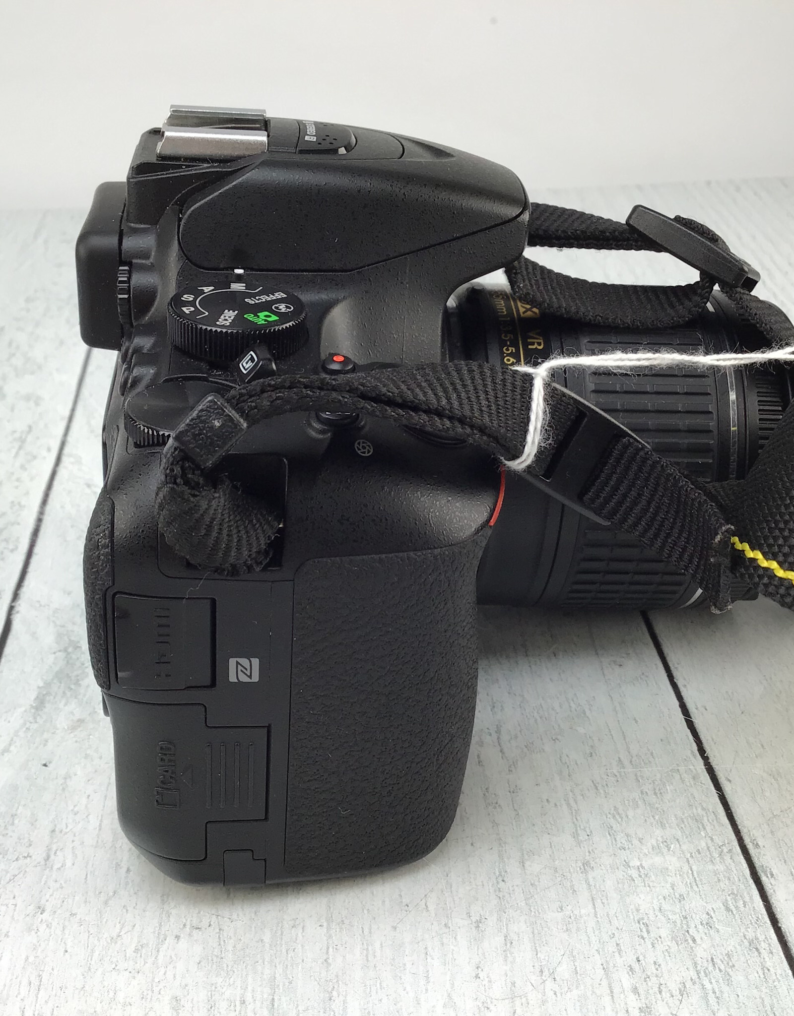 NIKON Nikon D5600 Camera w/ AF-P 18-55mm VR Used Good