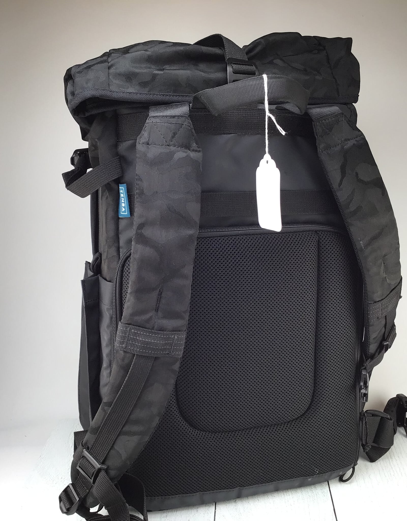 Tenba Fulton V2 16 L Black Camo Used Bag Good