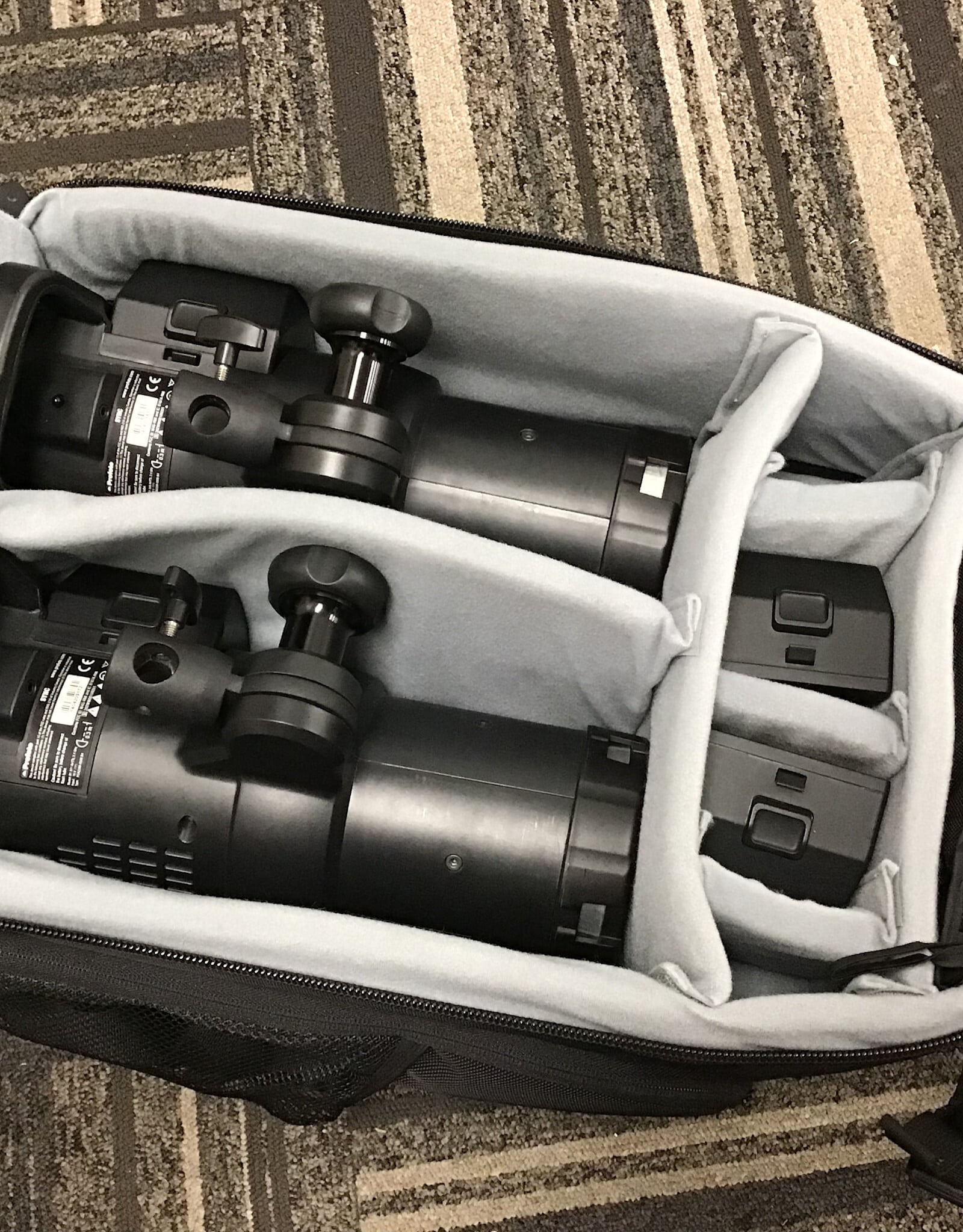Profoto Profoto B1 500 Air TTL 2 Light Kit Used Good