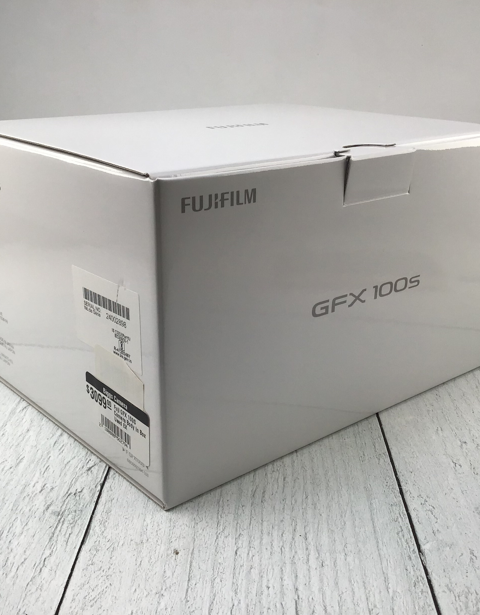 FUJI Fuji GFX 100S Camera Body in Box Used EX
