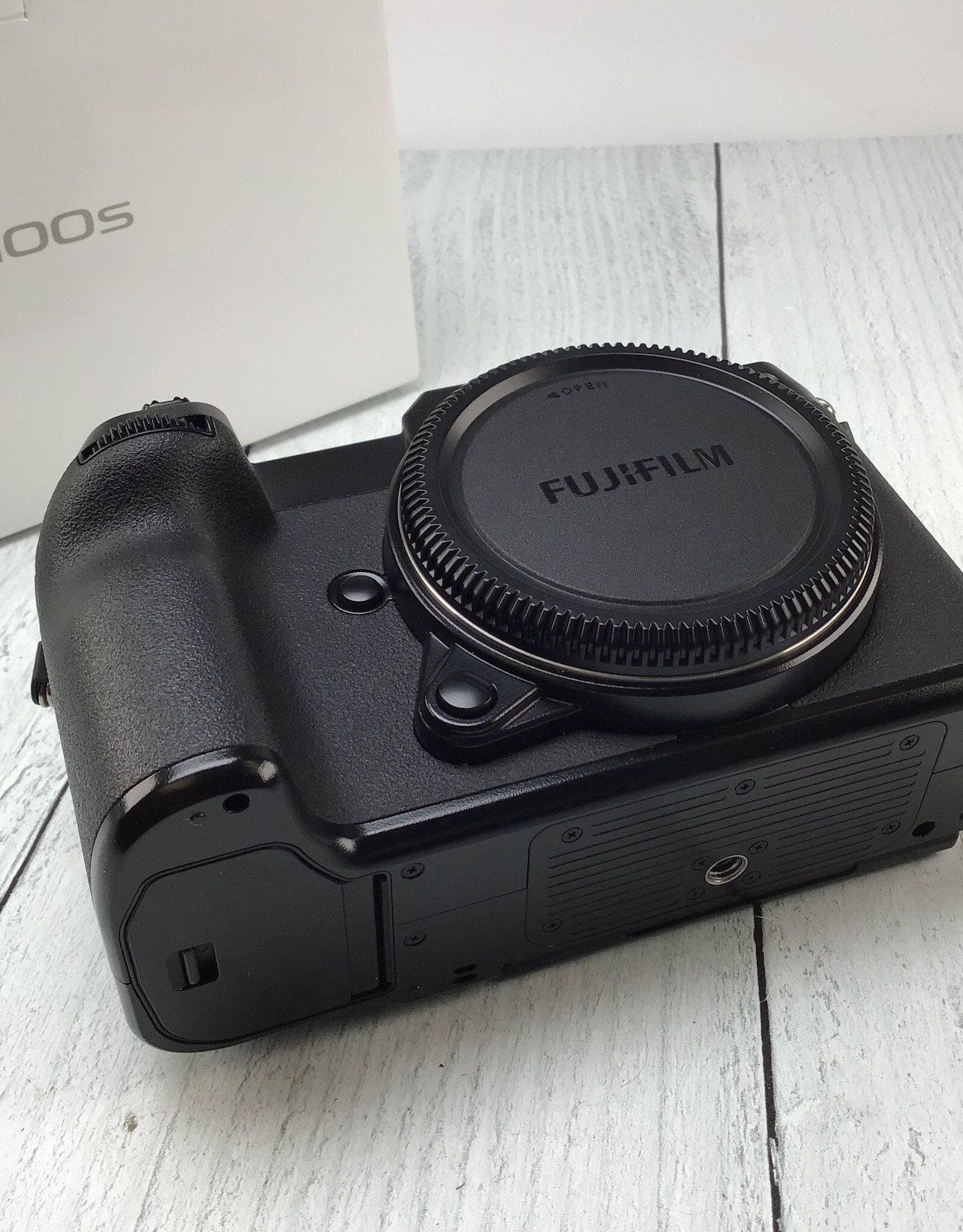 FUJI Fuji GFX 100S Camera Body in Box Used EX