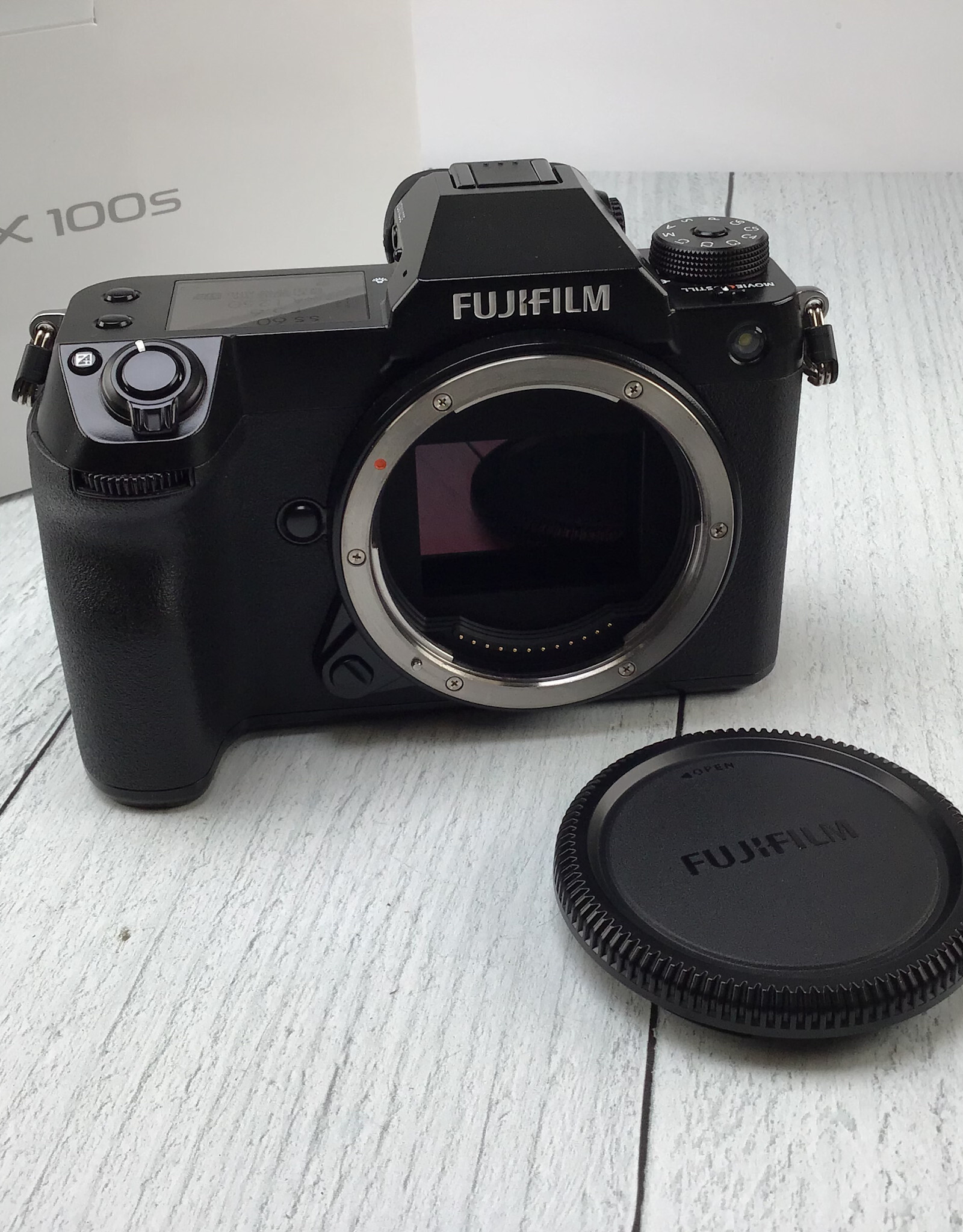 FUJI Fuji GFX 100S Camera Body in Box Used EX