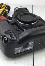 NIKON Nikon D2X Camera Body Used BGN