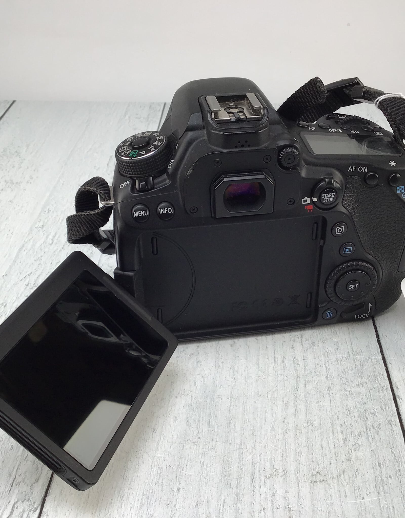 CANON Canon EOS 80D Camera Body Used Good