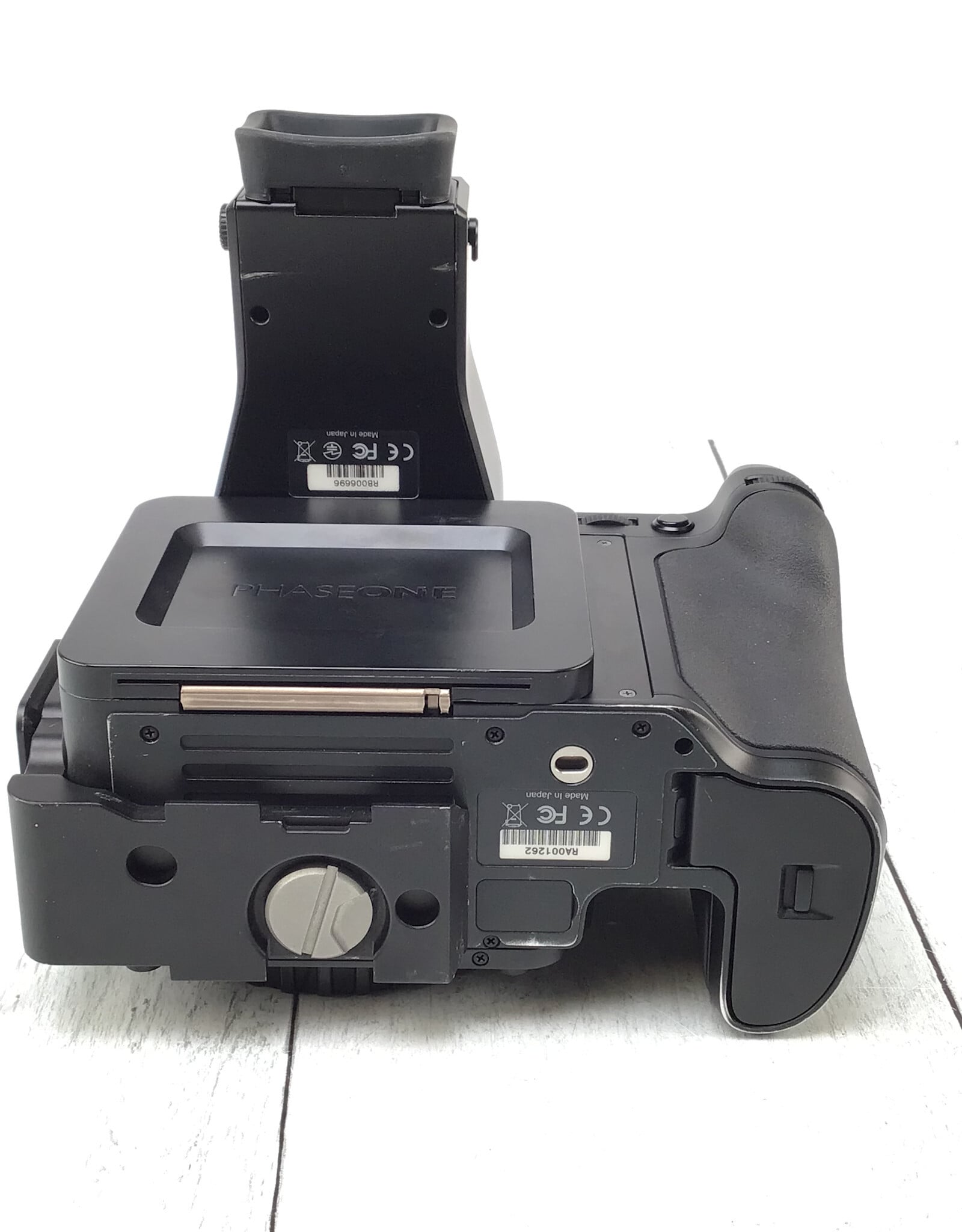 Phase One Phase One XF Camera w/ Prism Mirror Count 141215 Good