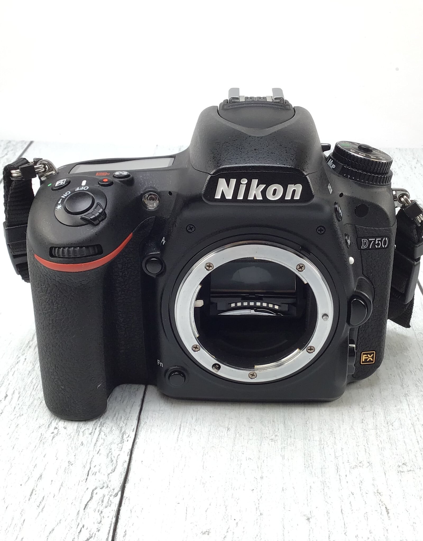 NIKON Nikon D750 Camera Body Shutter Count 39600 Used Good