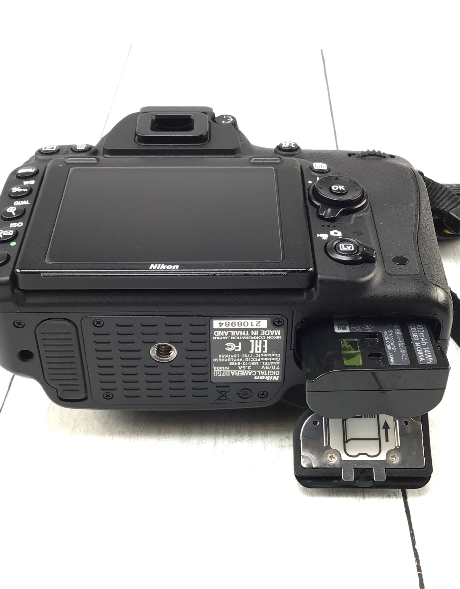 NIKON Nikon D750 Camera Body Shutter Count 39600 Used Good