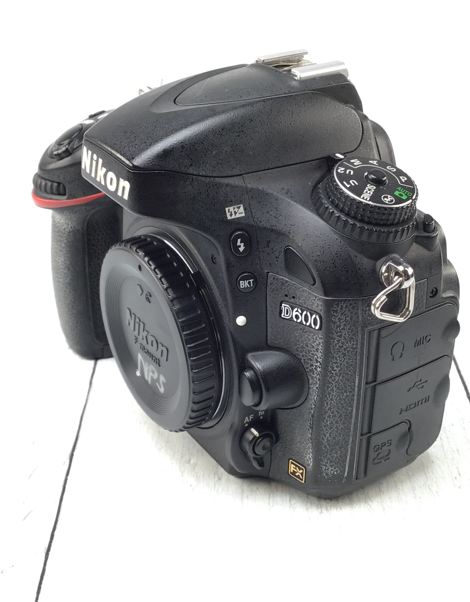 NIKON Nikon D600 Camera Body Used Fair