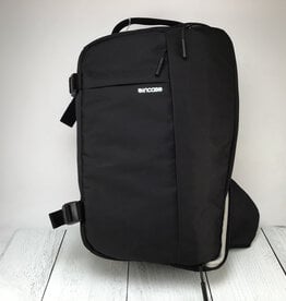 Incase Incase CL 05867 Camera Bag Used Good