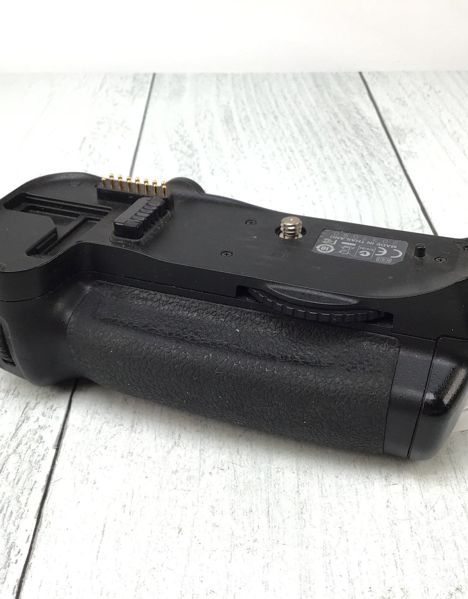 NIKON Nikon MB-D10 Battery Grip Used Fair