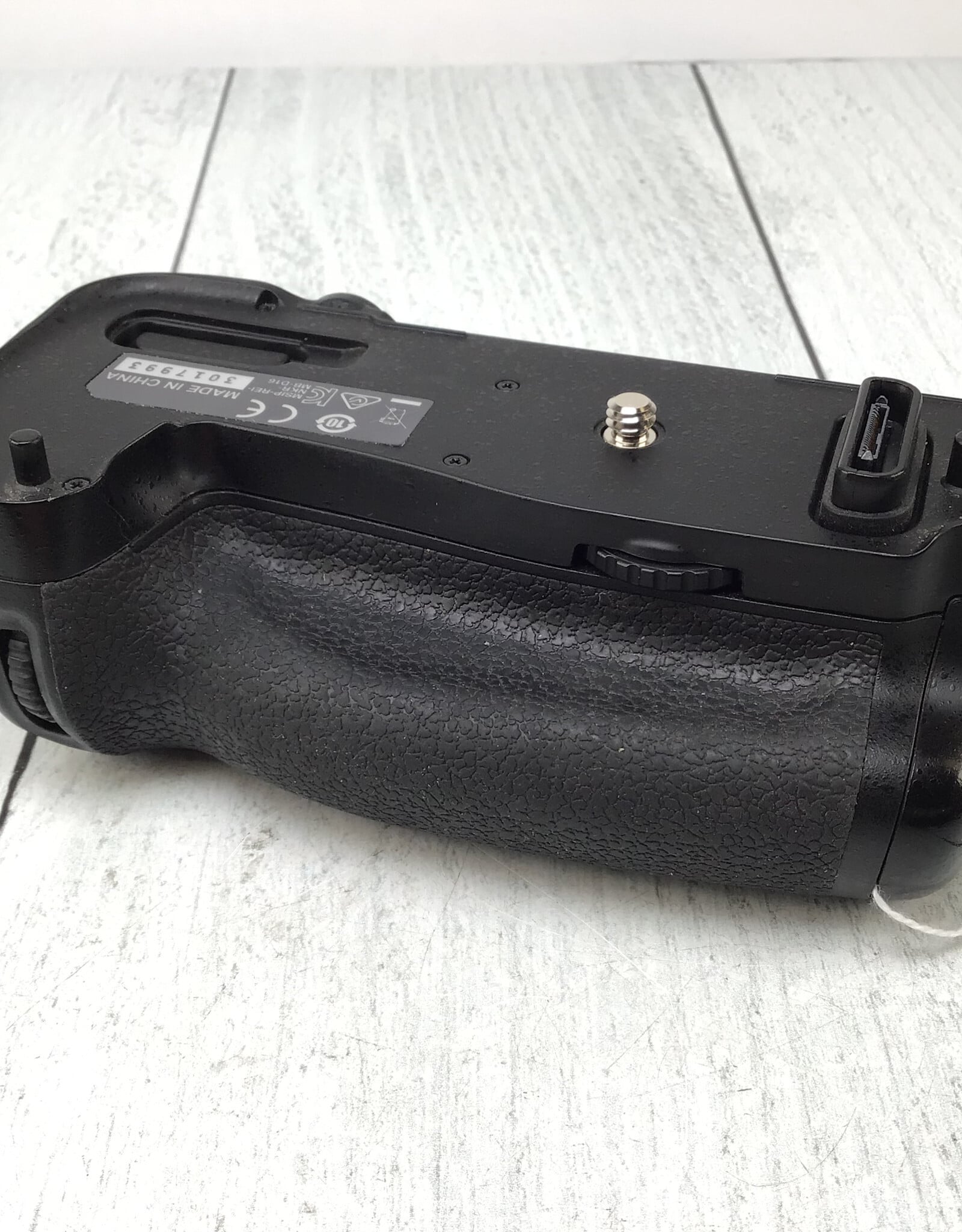 NIKON Nikon MB-D16 Battery Grip for D750 Used Good