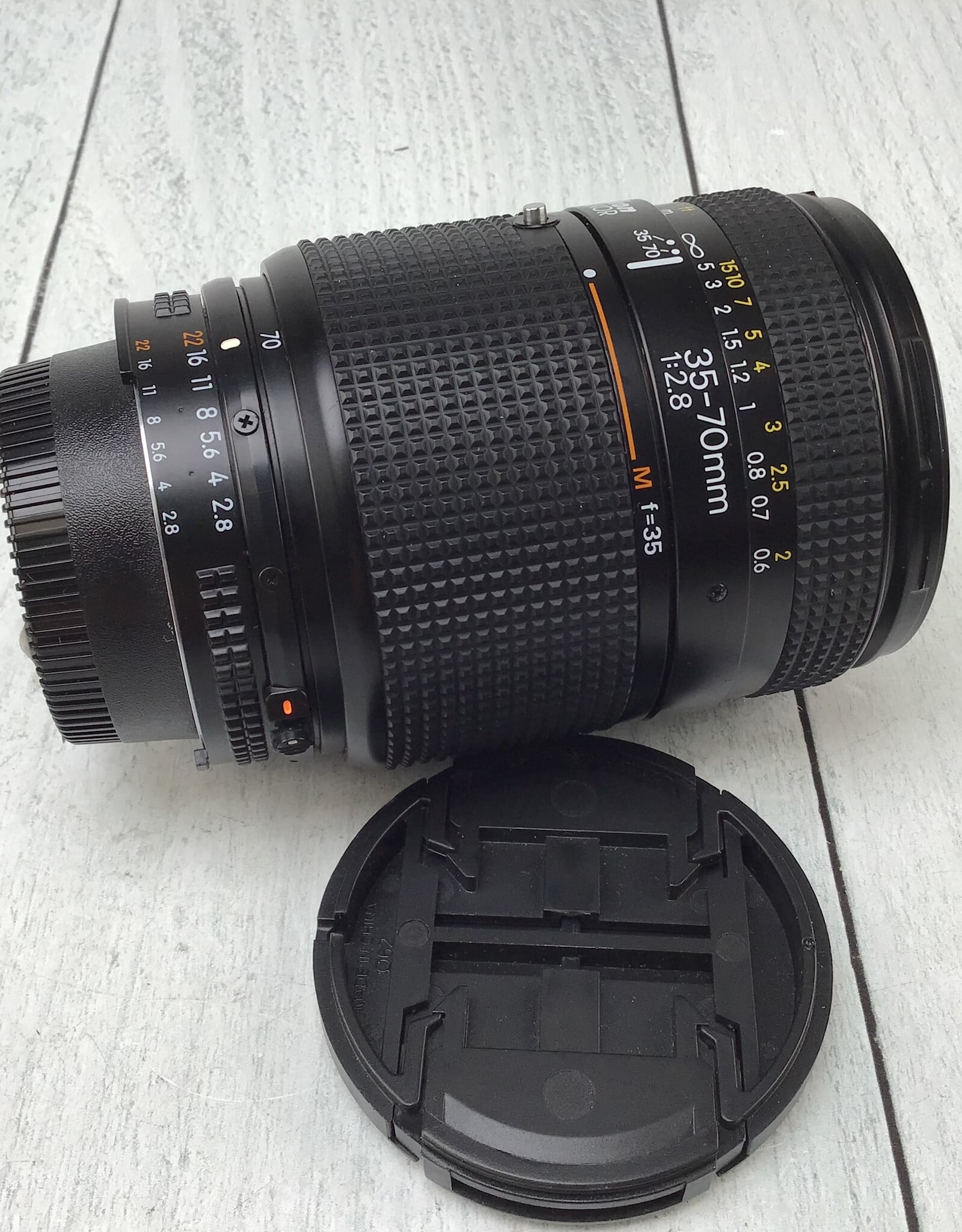 NIKON Nikon AF Nikkor 35-70mm f2.8 Lens Used Good