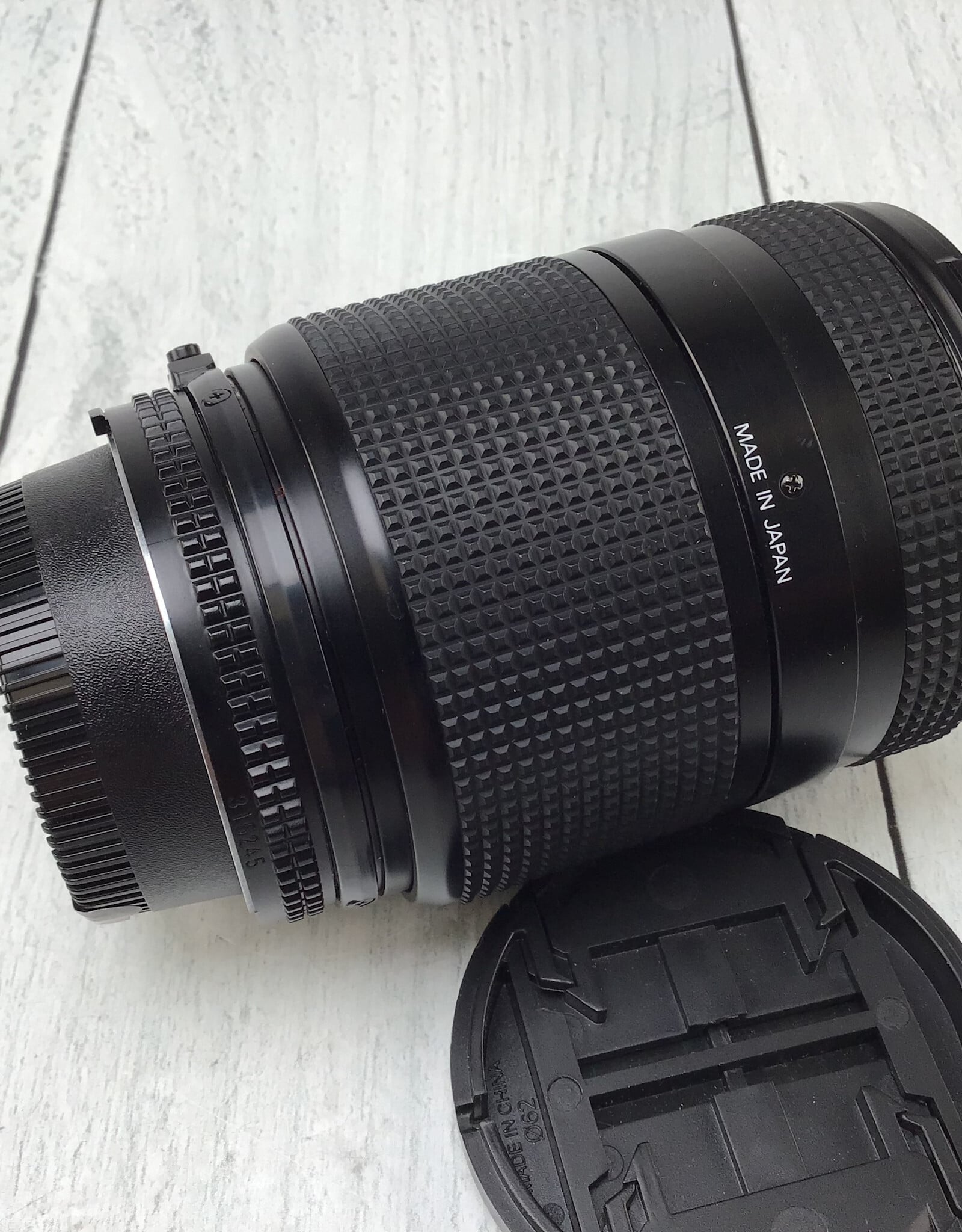 NIKON Nikon AF Nikkor 35-70mm f2.8 Lens Used Good