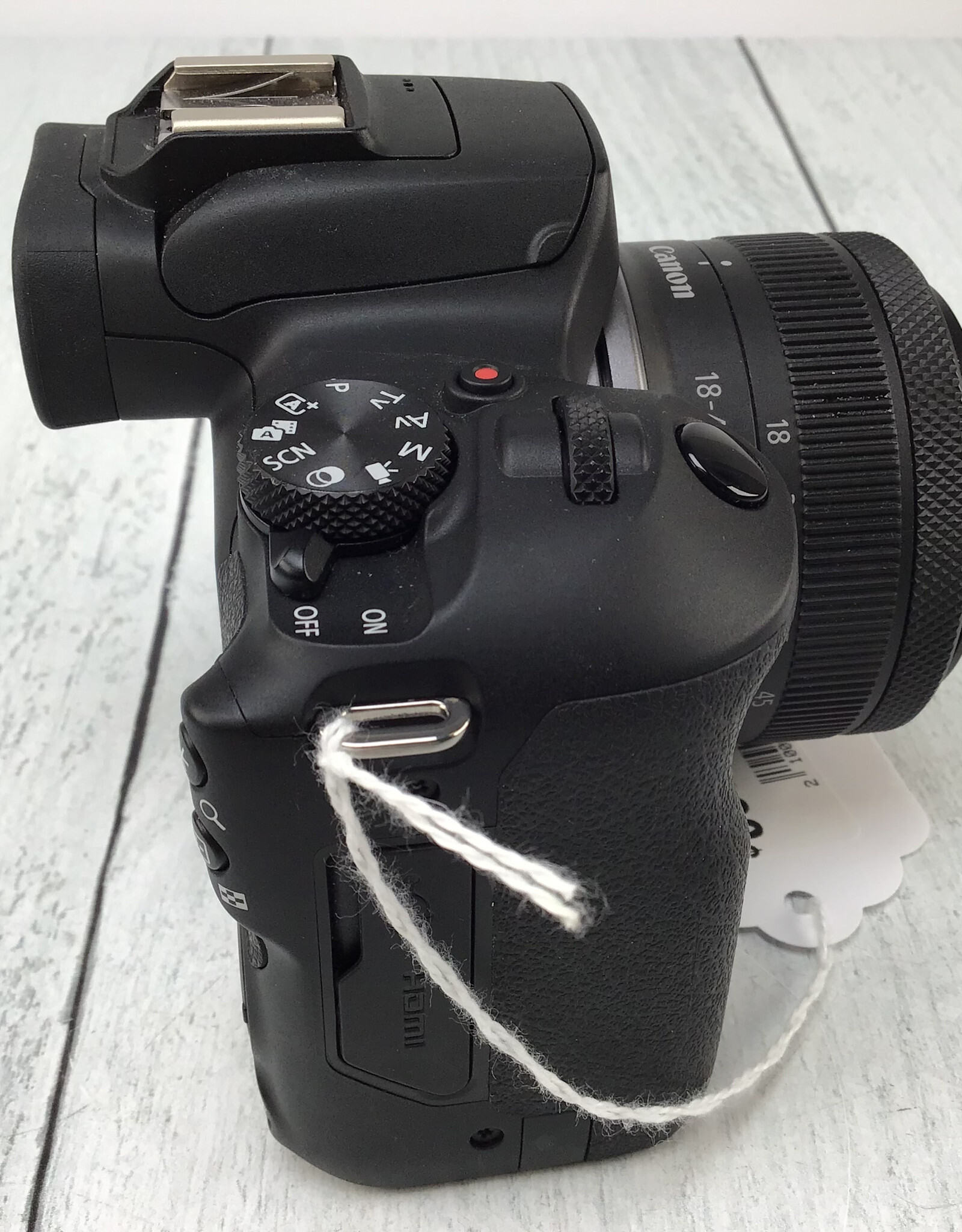 CANON Canon EOS R100 Camera w/ 18-45mm Used Good
