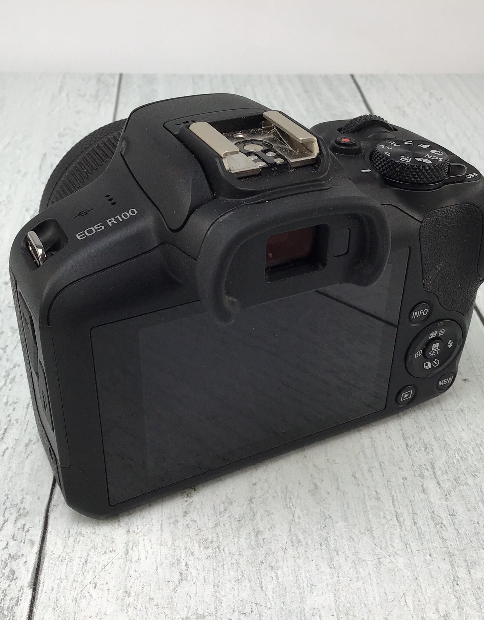 CANON Canon EOS R100 Camera w/ 18-45mm Used Good