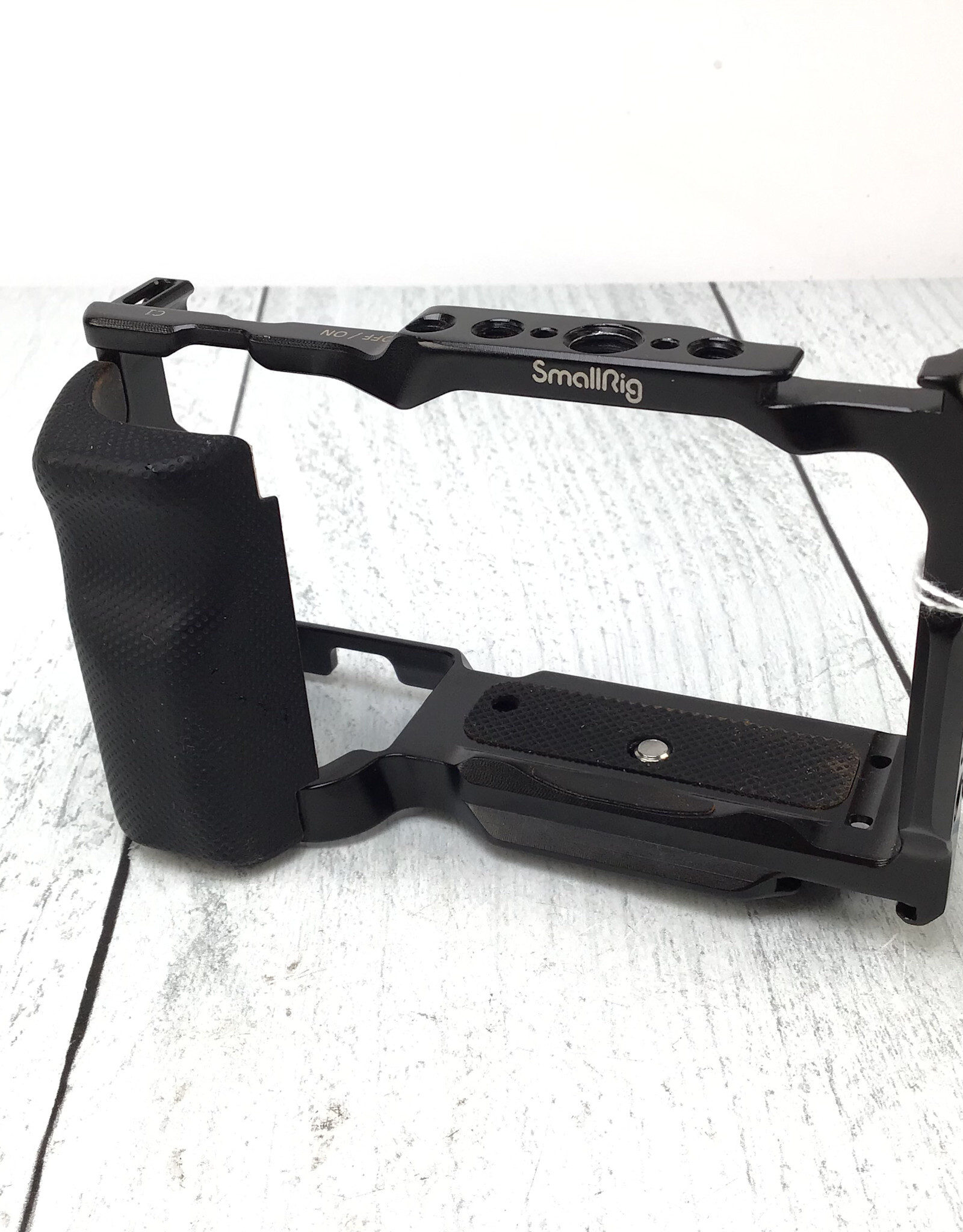 SONY SmallRig Cage for Sony ZV-E10 Used Good