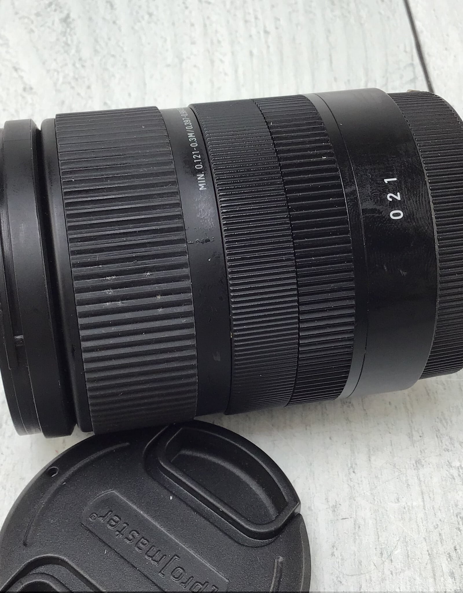 SONY Sigma 18-50mm f2.8 DC DN Lens for Sony Used Good