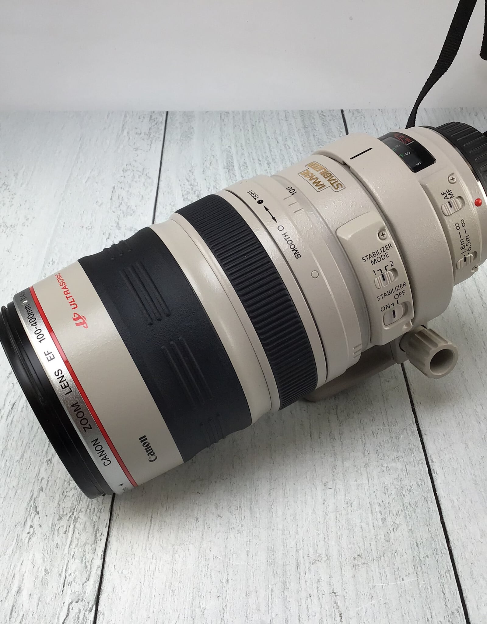 CANON Canon eF 100-400mm f4.5-5.6 L IS USM Lens Used Good