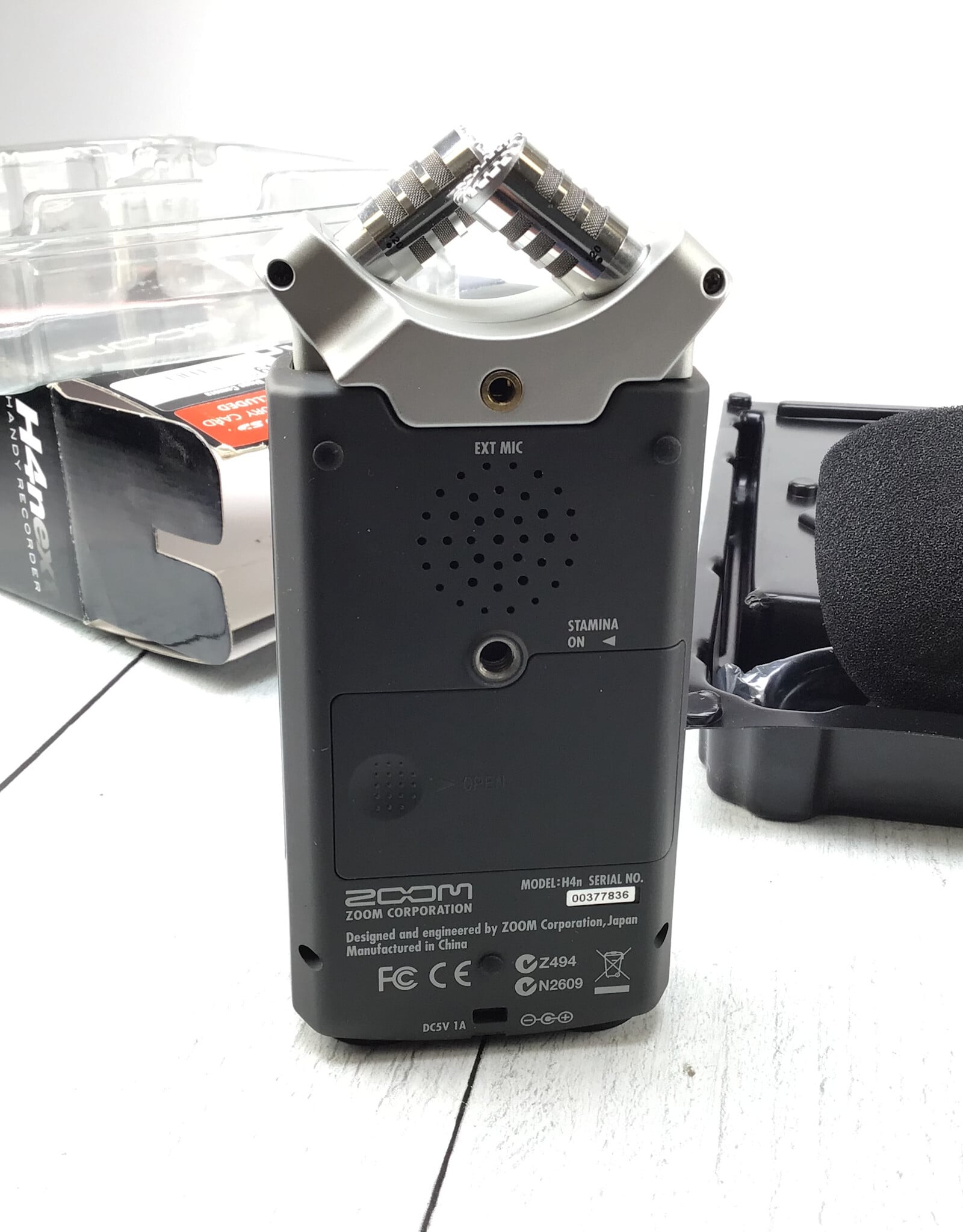 Zoom Handy Recorder H4N in Box Used Good