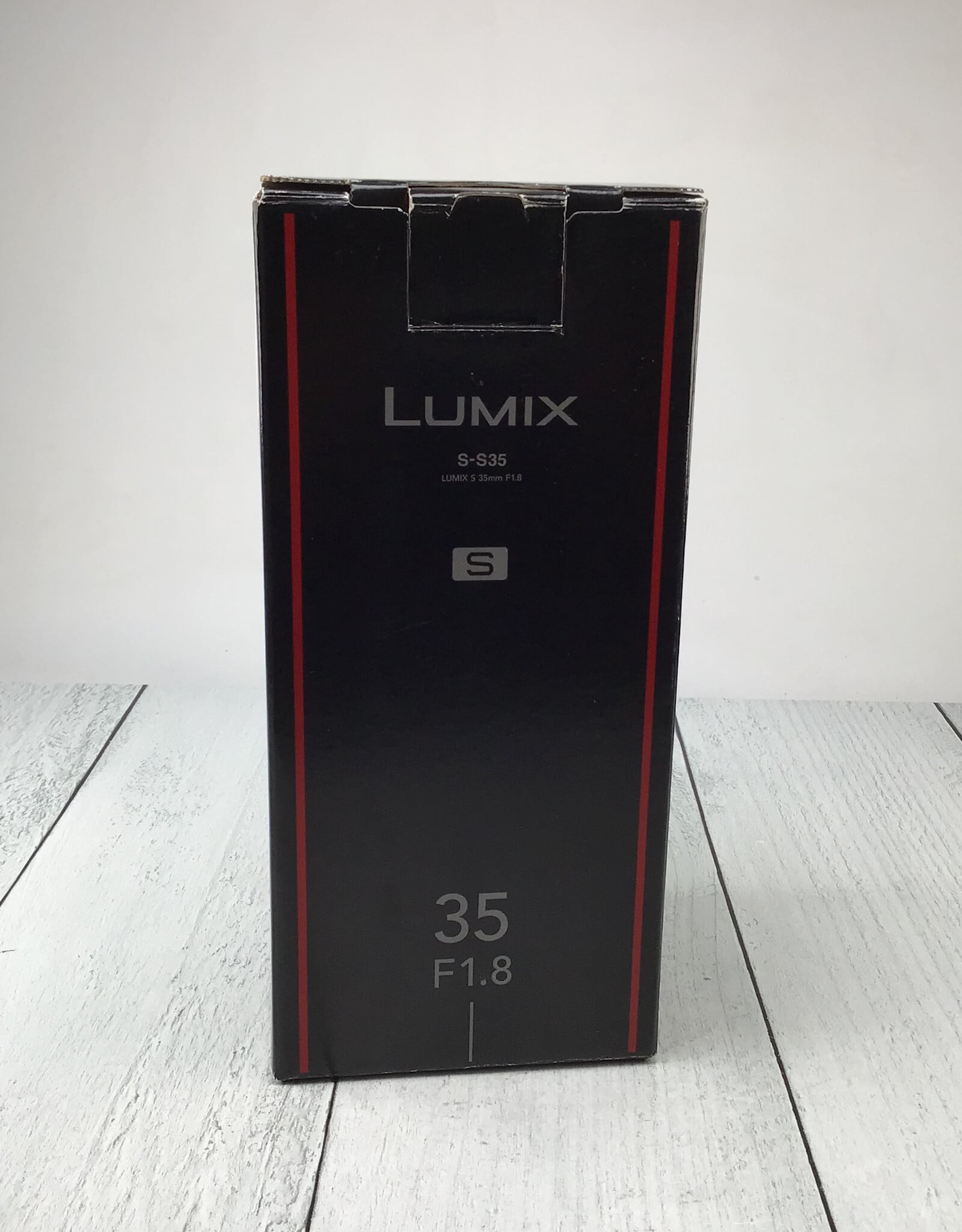 PANASONIC Panasonic Lumix S 35mm f1.8 Lens in Box Used EX