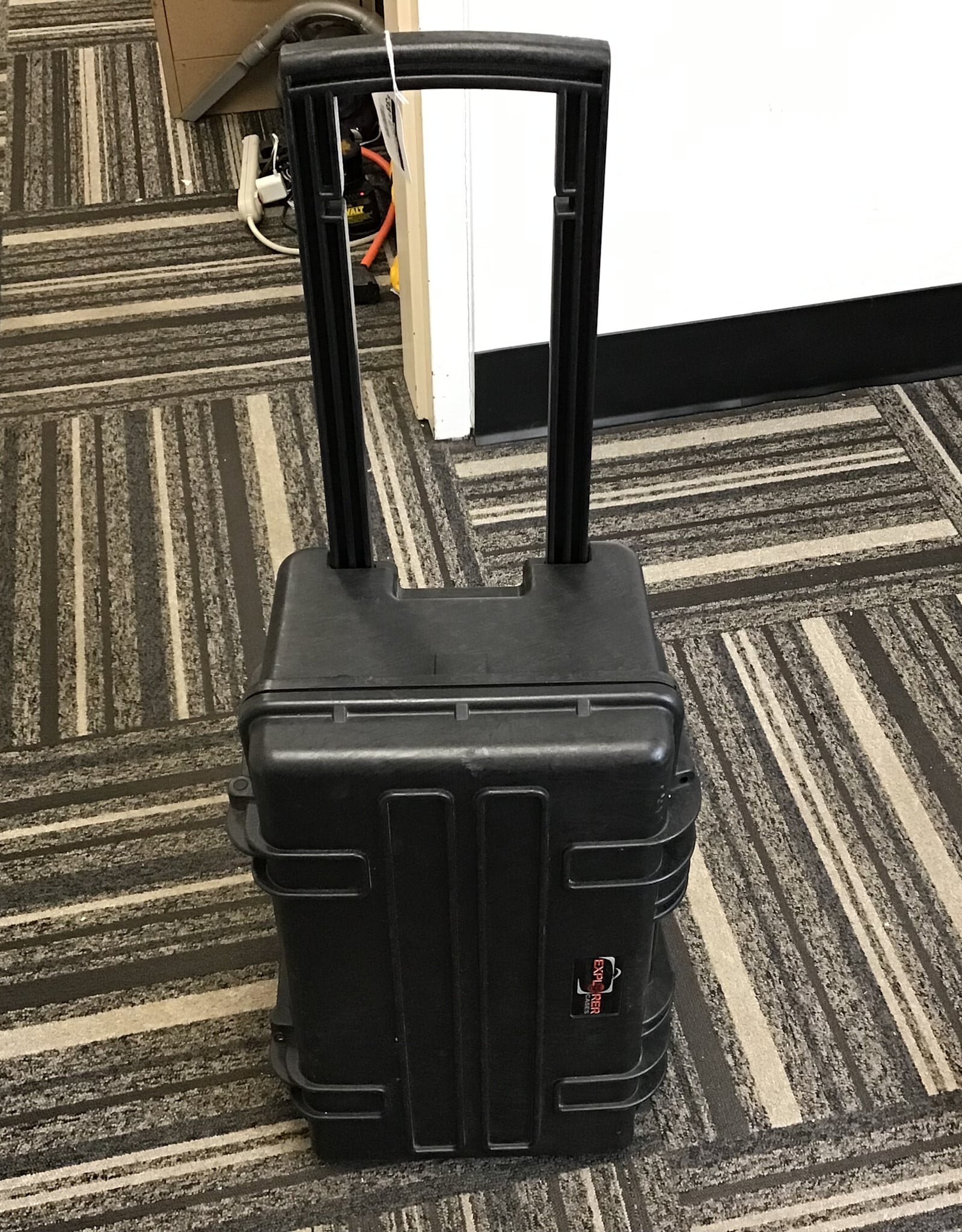 Explorer Explorer 5122 Case Used Fair