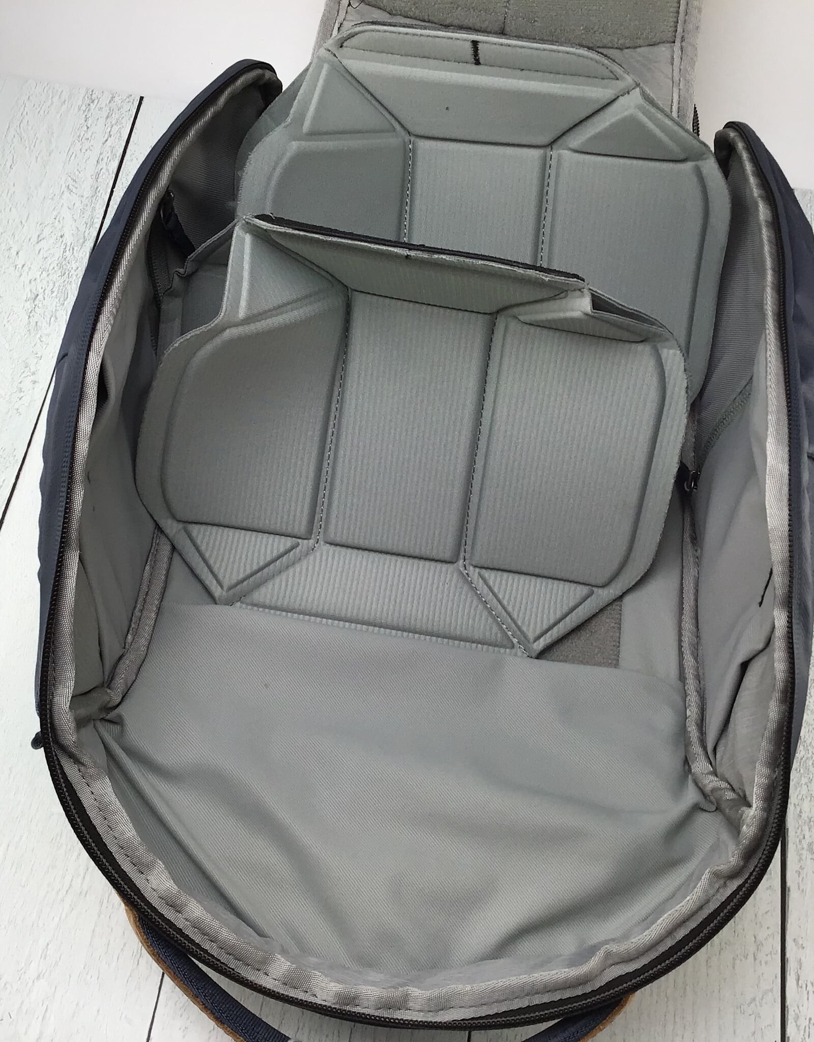 Peak Design Everyday Backpack 15L Blue Used Good
