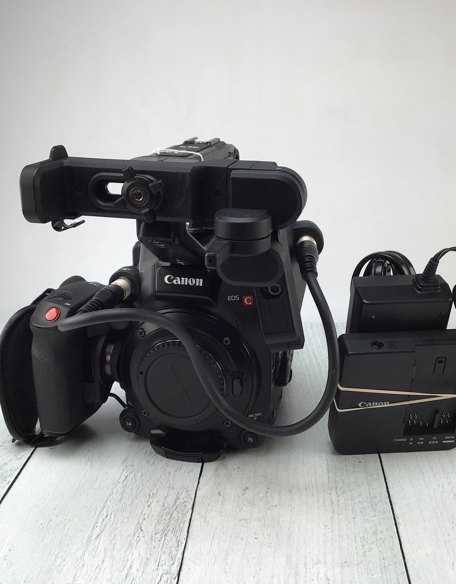 CANON Canon C300 Mark III Camera 136 Hours Used Good