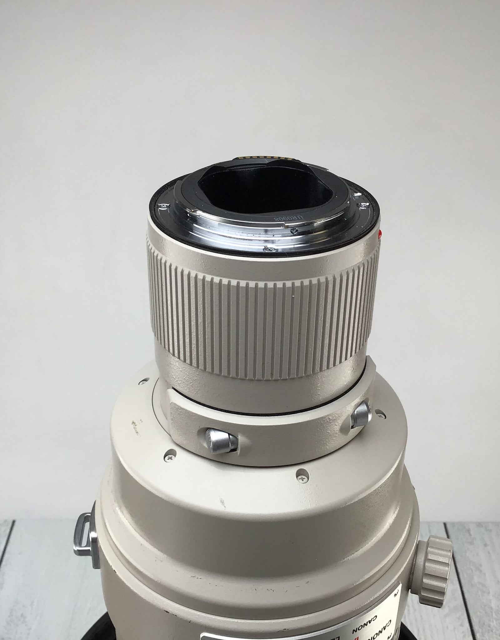 CANON Canon EF 600mm f4 L IS Lens Wemberly  Foot Used Fair