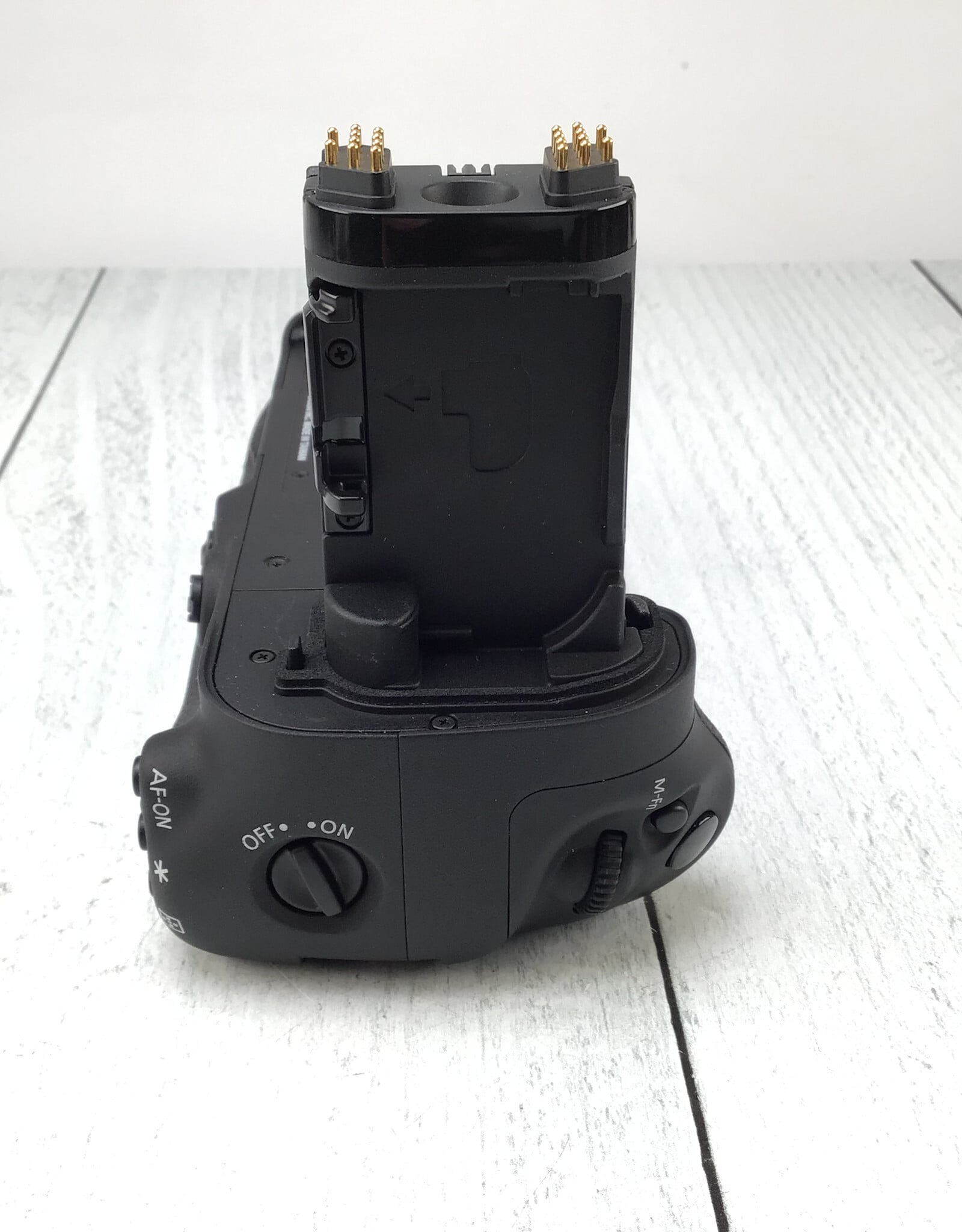 CANON Canon BG-E20 Grip for 5D Mark IV Used Good