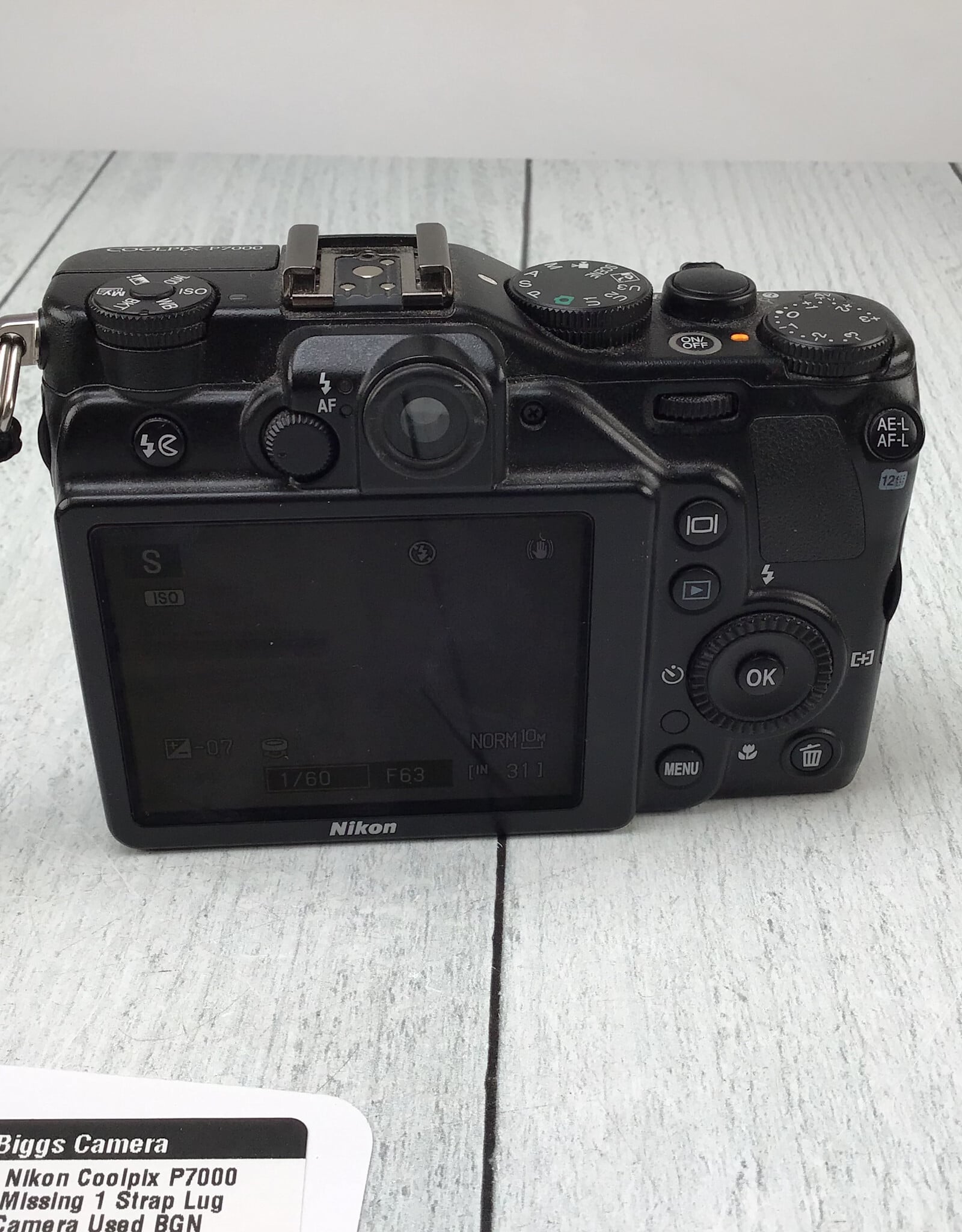 NIKON Nikon Coolpix P7000 Missing 1 Strap Lug Camera Used BGN